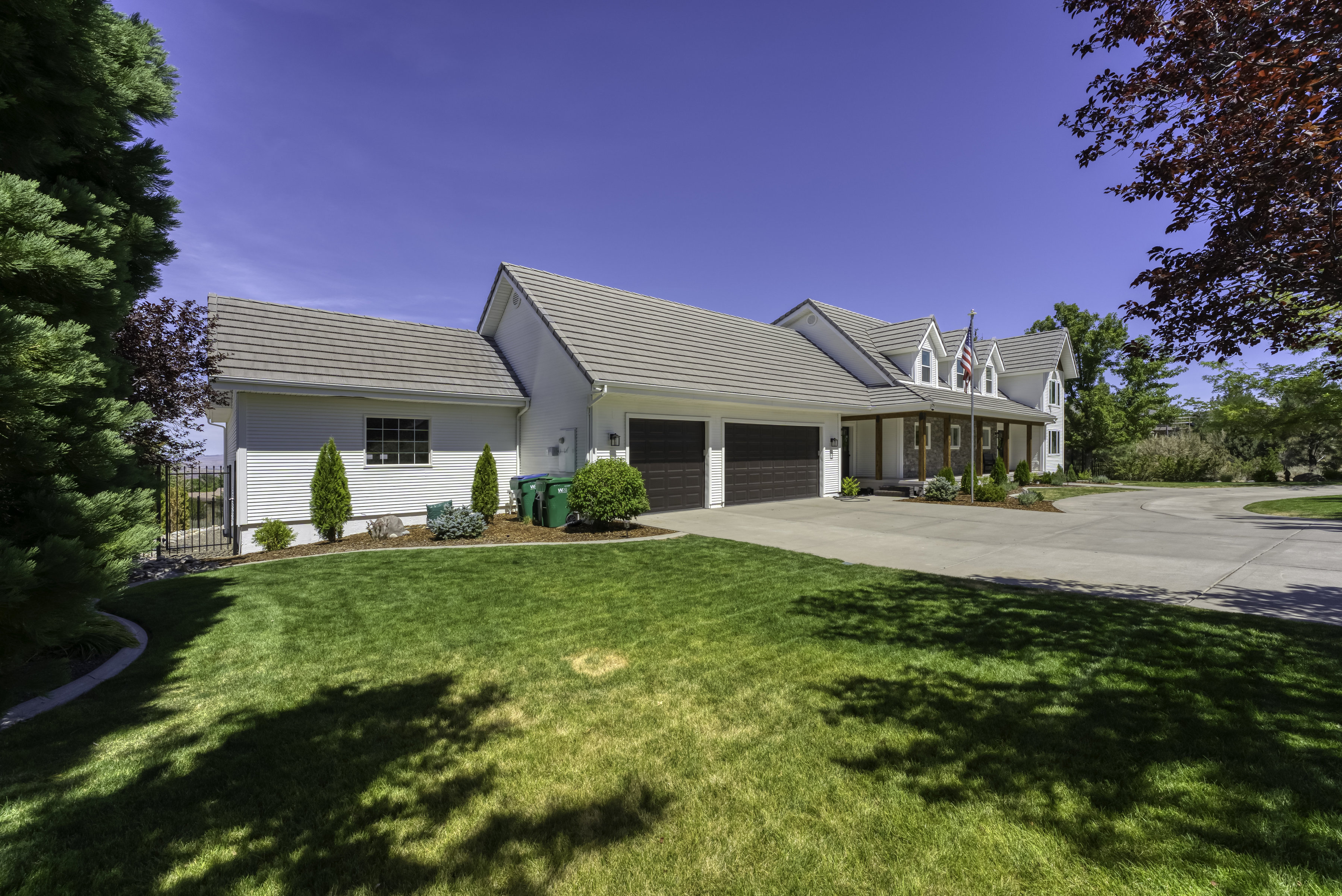  Expansive South West Luxury Ranch Style Estate with RV Garage & In-Law Quarters - 物件實景