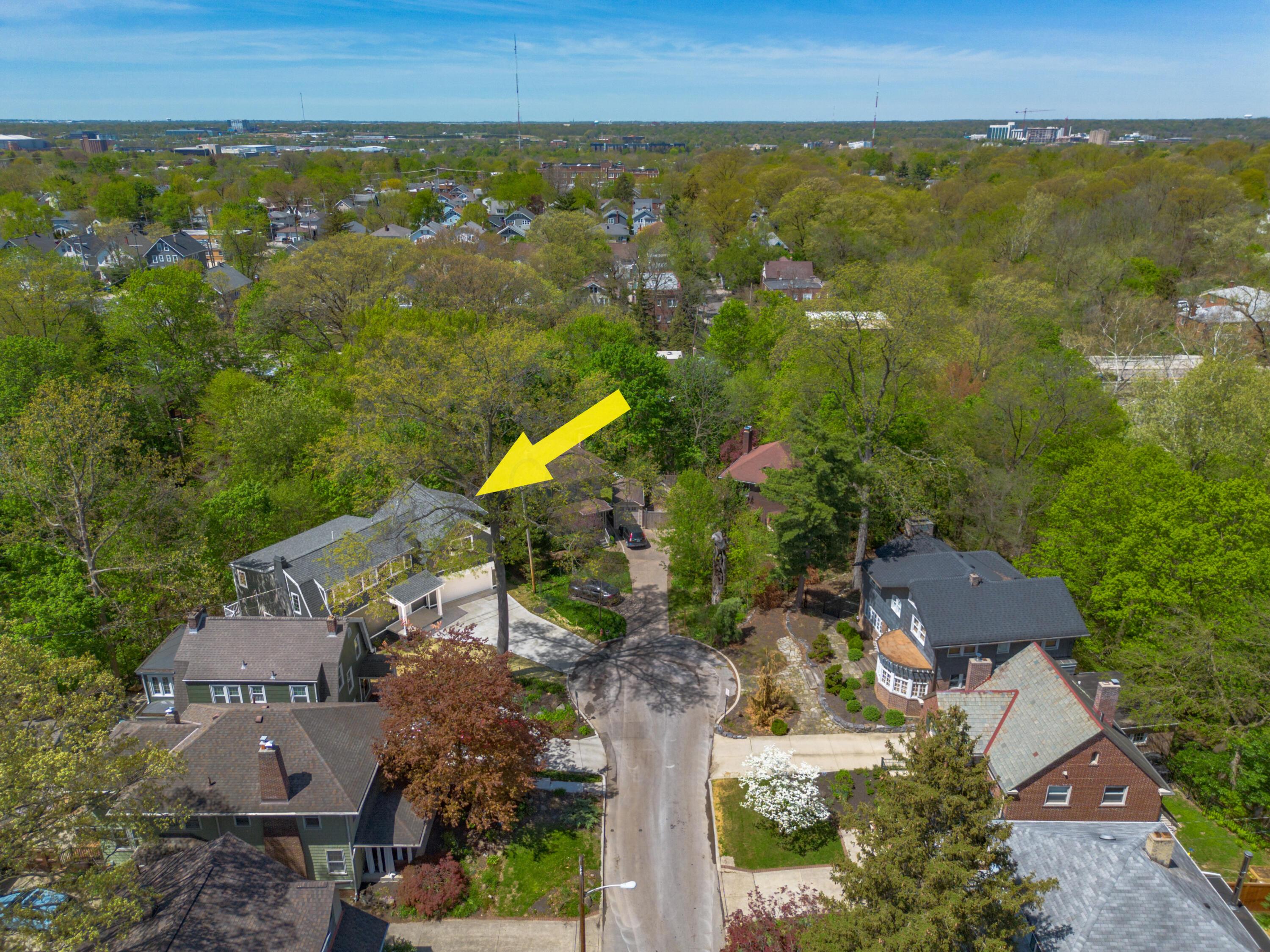 Columbus, Ohio, 43202, United States, 5 Bedrooms Bedrooms, ,4 BathroomsBathrooms,Residential,For Sale,1988321