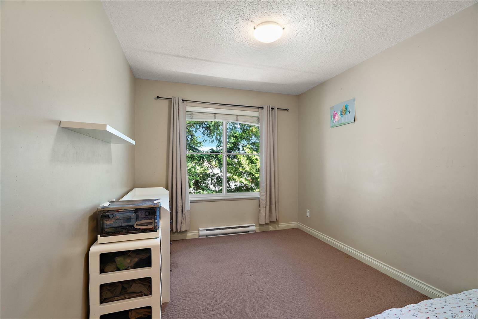 VICTORIA, British Columbia, V8T 0A3, CA, 3 Bedrooms Bedrooms, ,Residential,For Sale,1883162