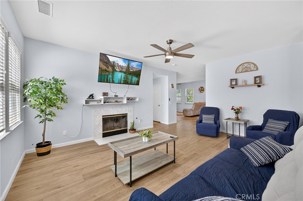 Hemet, California, 92545, United States, 6 Bedrooms Bedrooms, ,3 BathroomsBathrooms,Residential,For Sale,2044409