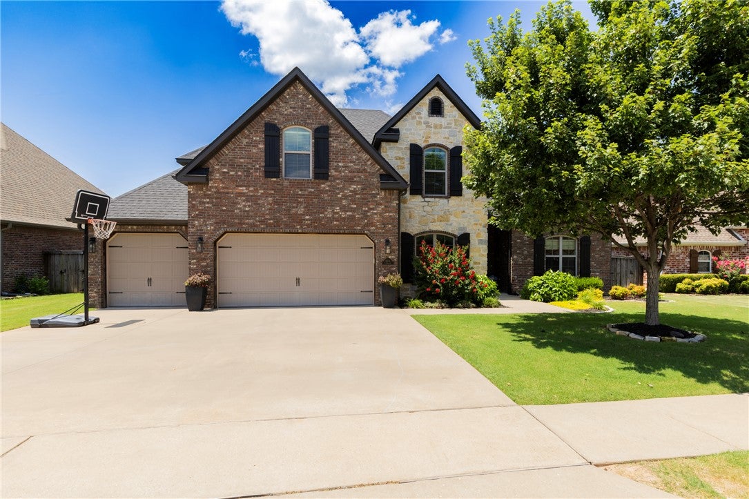 28th St, Rogers, AR 72758 #1