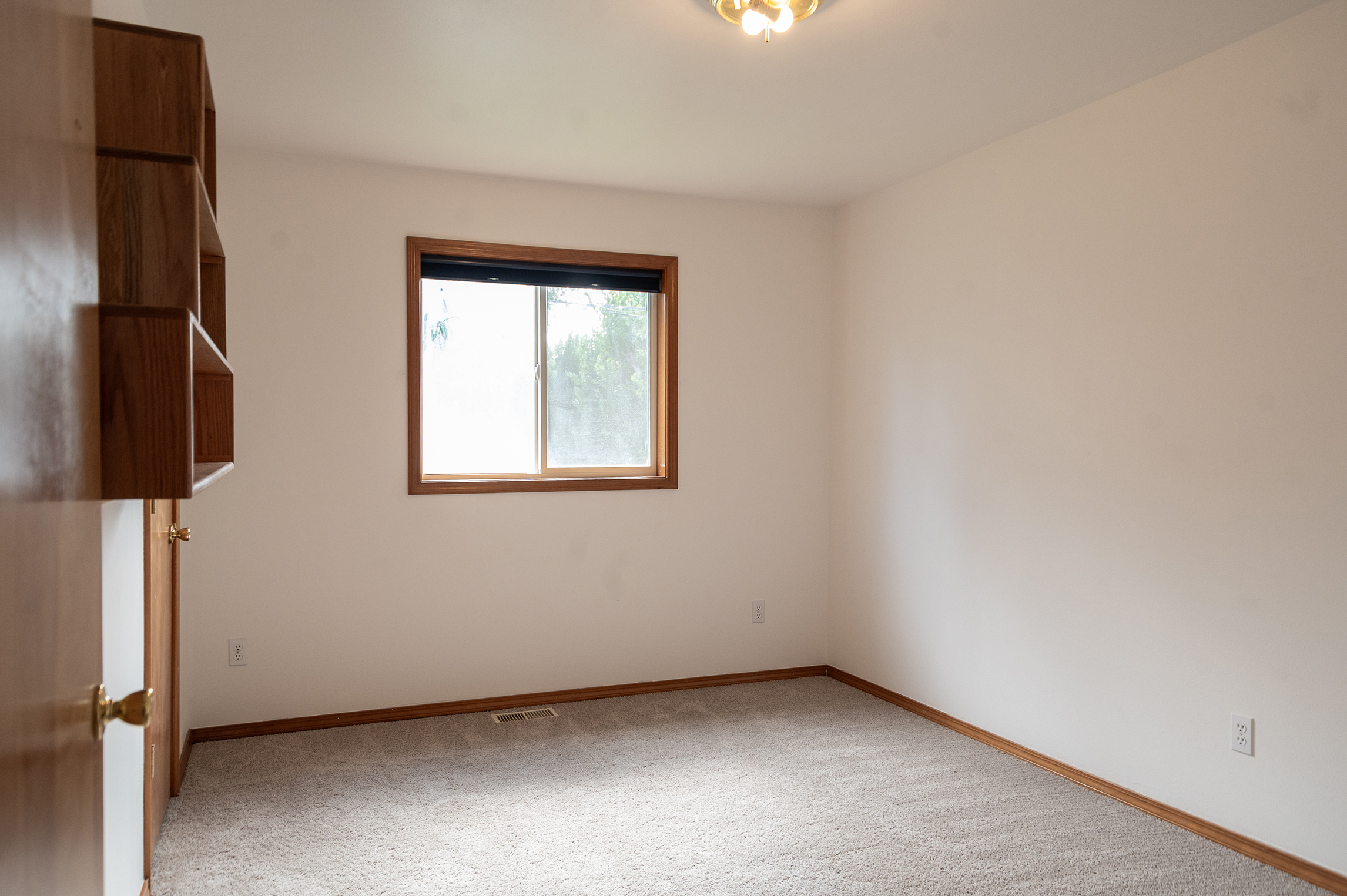  NEWLY UPDATED in Benton City - 物件實景