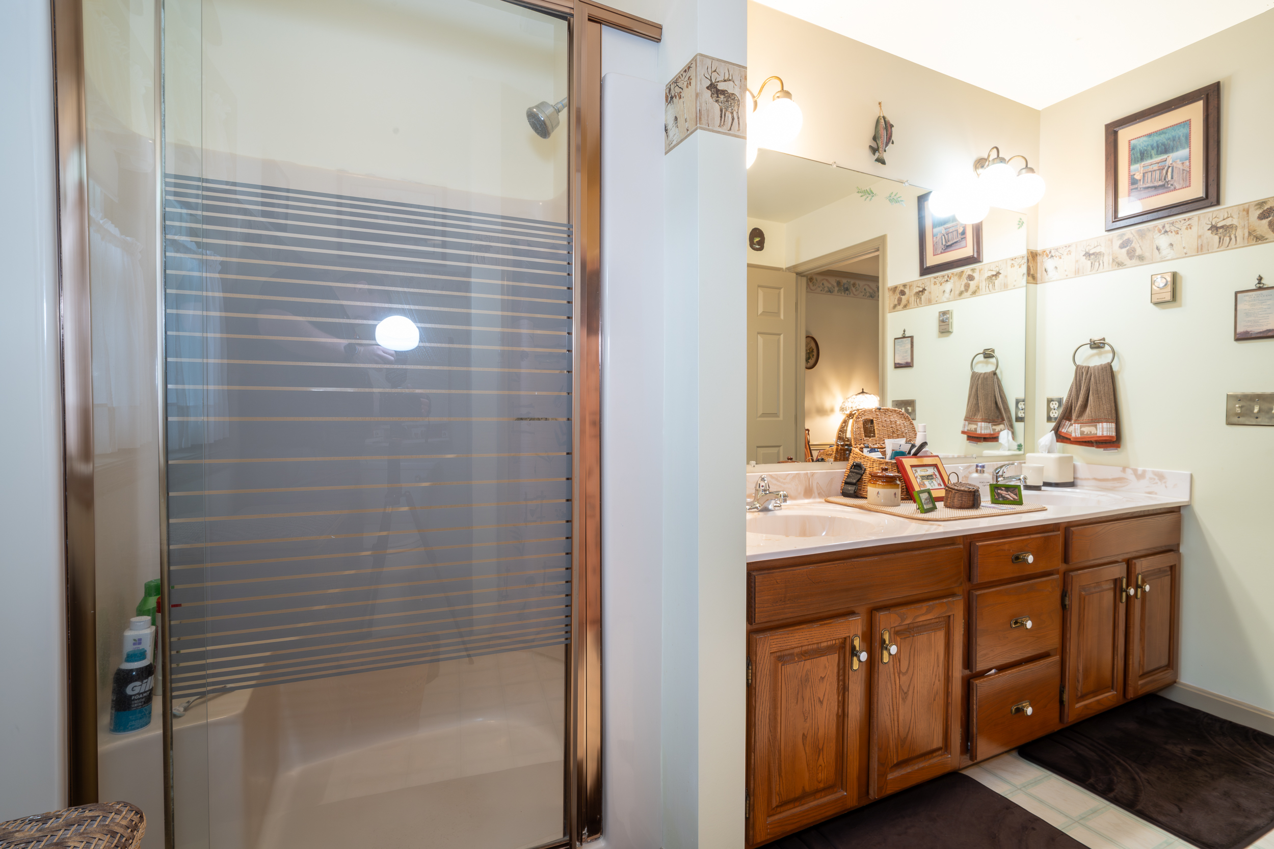 Muncy, Pennsylvania, 17756, United States, 4 Bedrooms Bedrooms, ,3 BathroomsBathrooms,Residential,For Sale,1979648