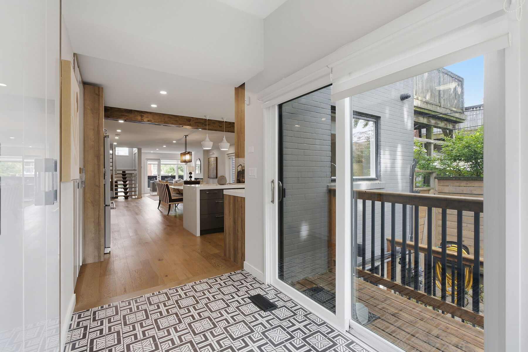 Modern Danforth Village Living - 物件實景
