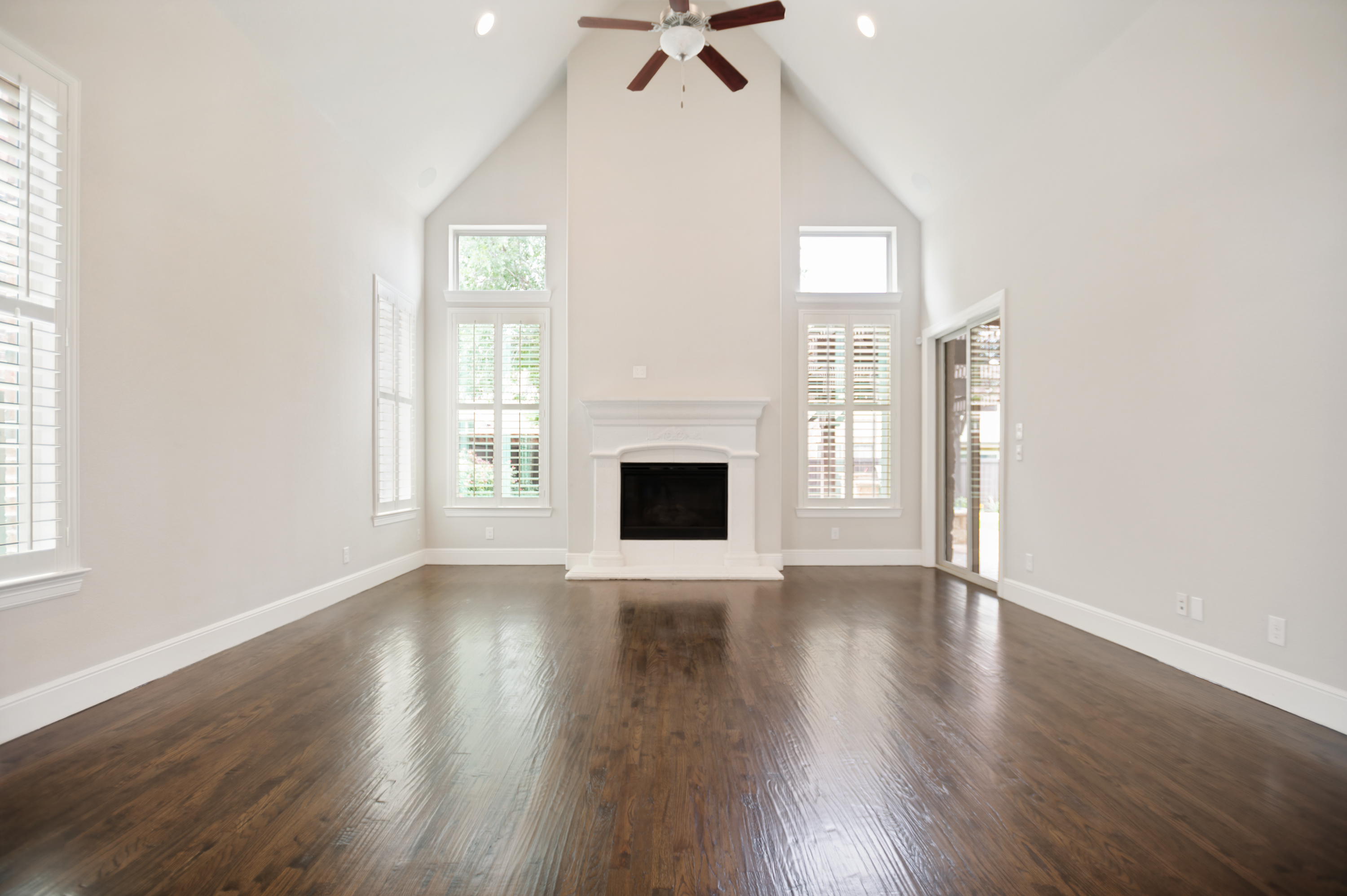  Beautiful One-Story Home is Refreshed and Move-in Ready - 物件實景