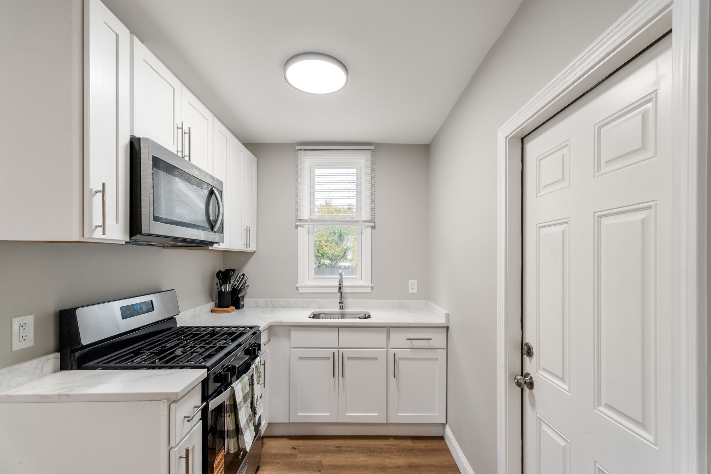  207 Belleville Avenue, New Bedford, MA, 02746 - 物件實景