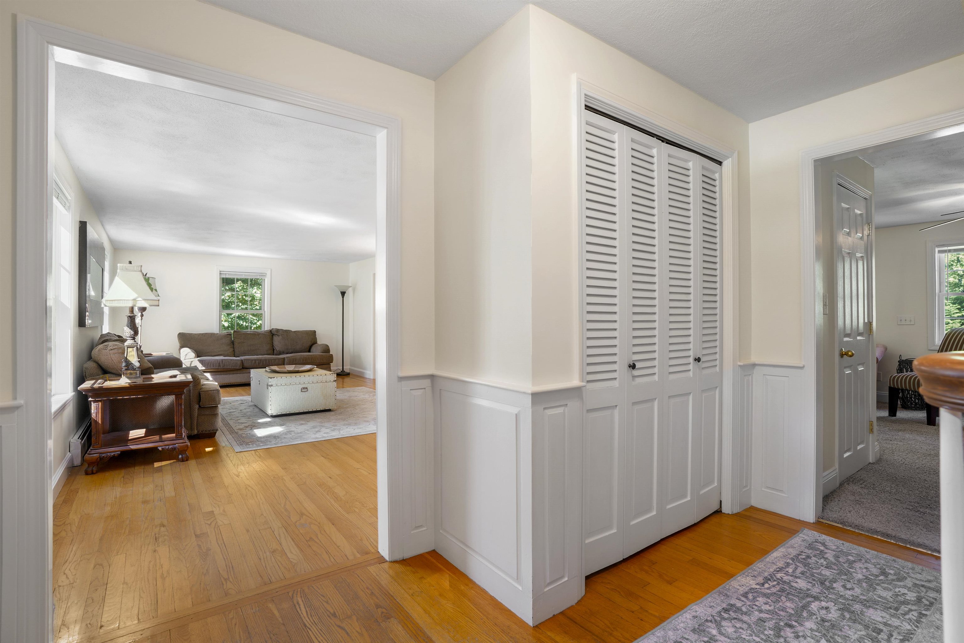 Plaistow, New Hampshire, 03865, United States, 4 Bedrooms Bedrooms, ,3 BathroomsBathrooms,Residential,For Sale,1987491