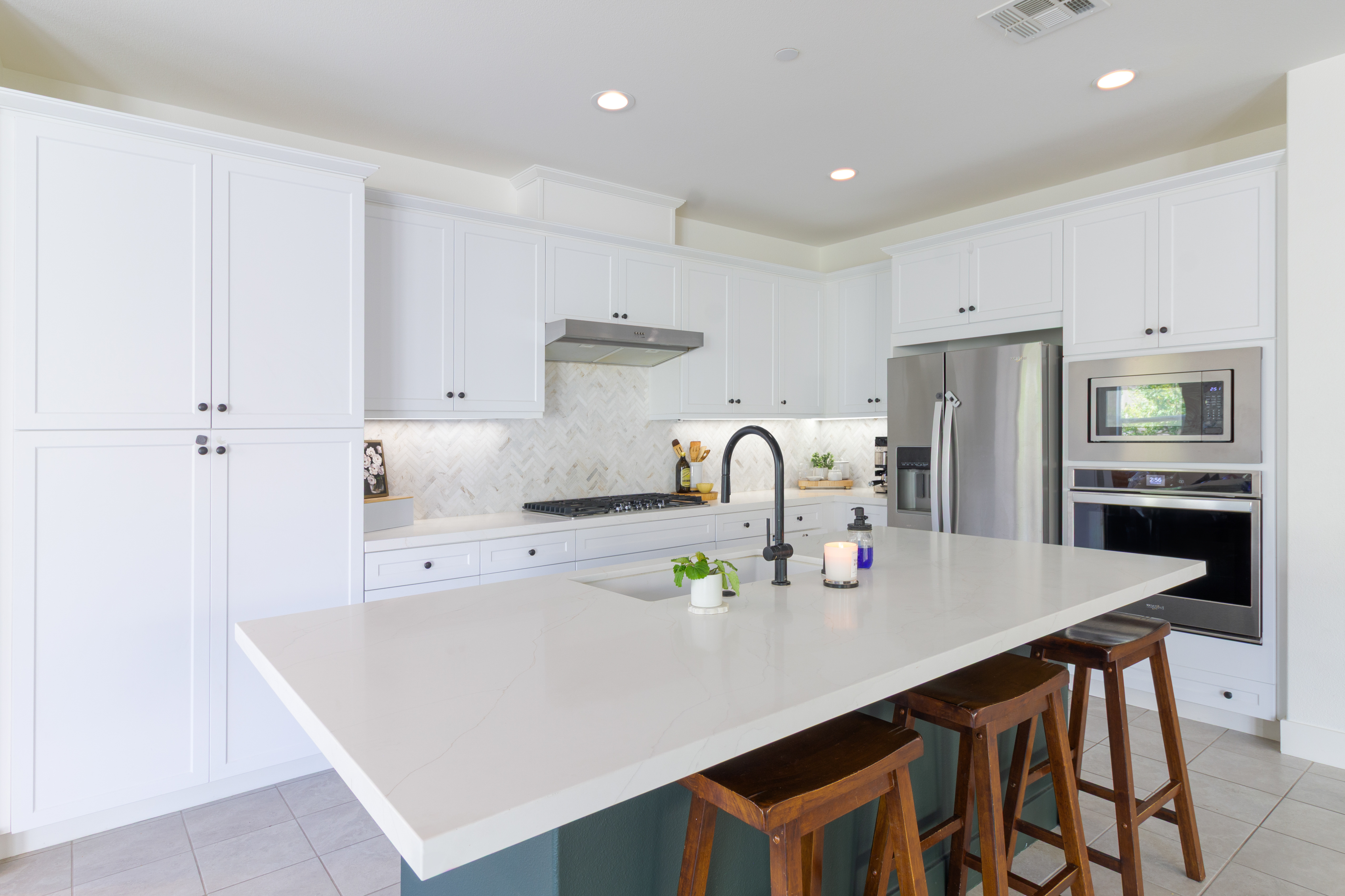 Corona, California, 92883, United States, 4 Bedrooms Bedrooms, ,3 BathroomsBathrooms,Residential,For Sale,1922003