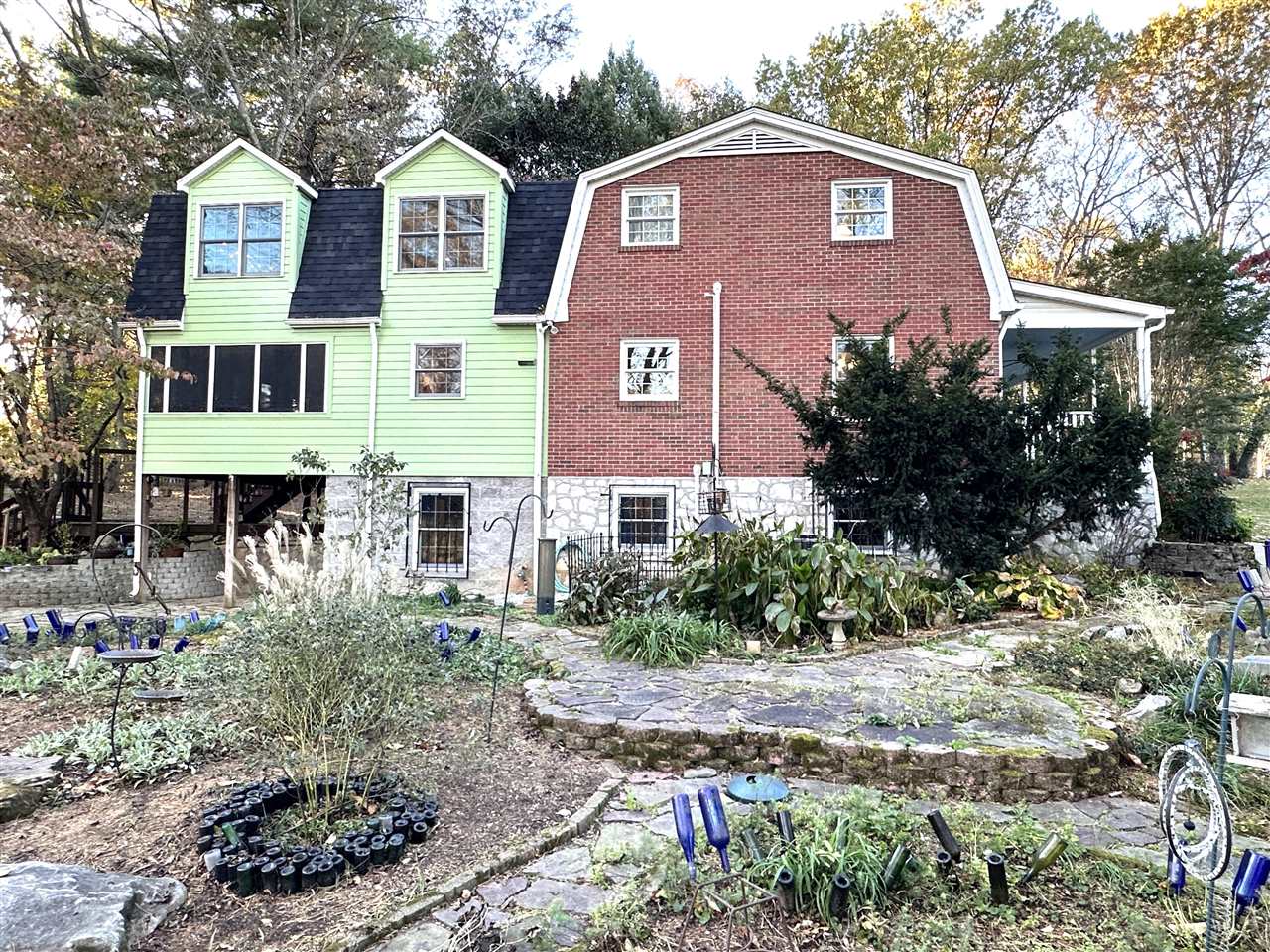 Bowling Green, Kentucky, 42103, United States, 4 Bedrooms Bedrooms, ,5 BathroomsBathrooms,Residential,For Sale,1991633