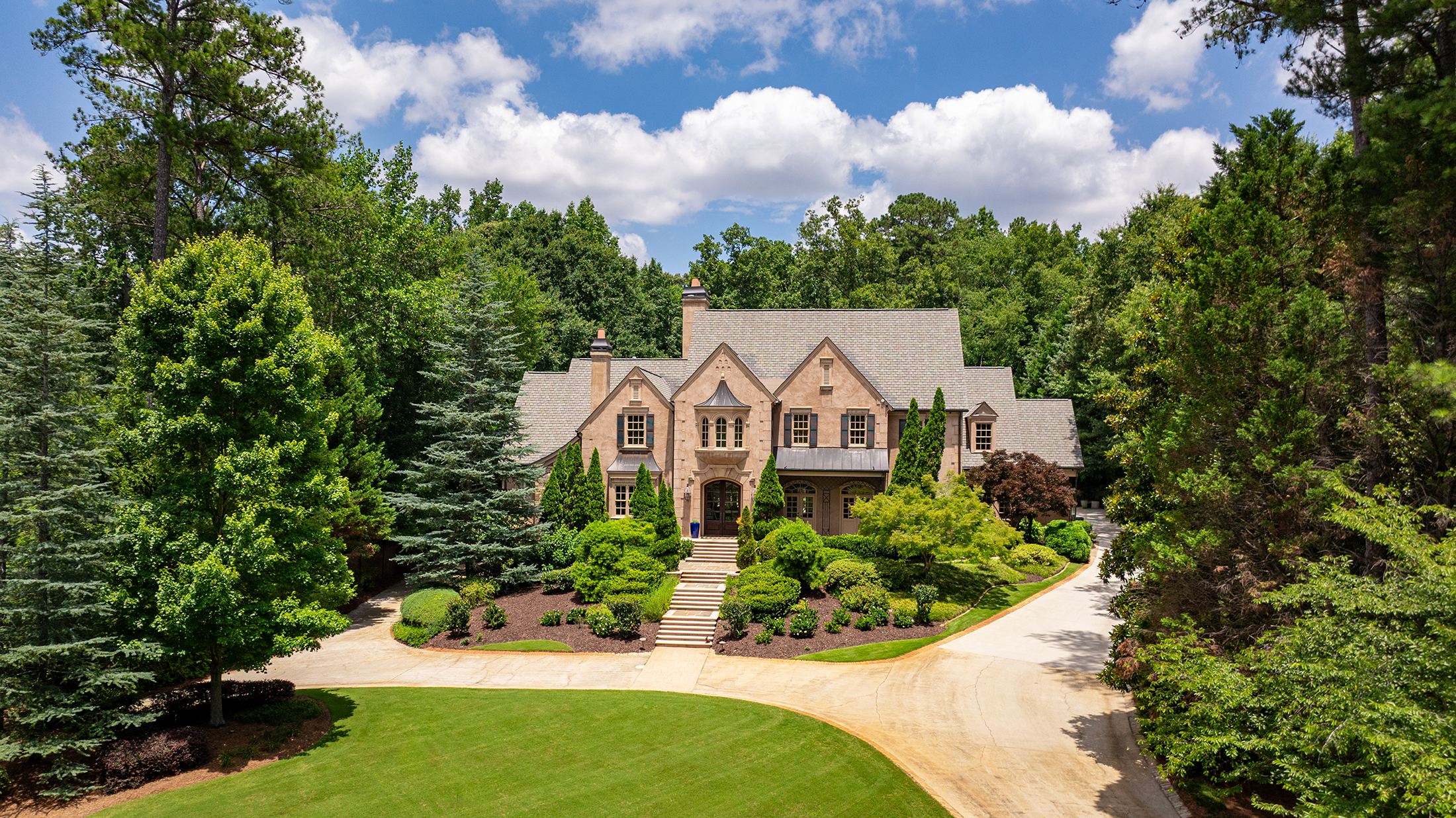  Private European Retreat, Moments from Atlanta Country Club - 物件實景