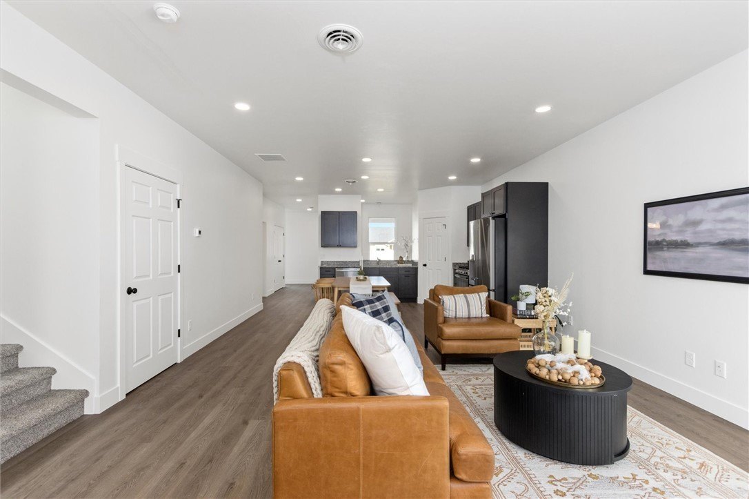 Billings, Montana, 59106, United States, 4 Bedrooms Bedrooms, ,3 BathroomsBathrooms,Residential,For Sale,1982622