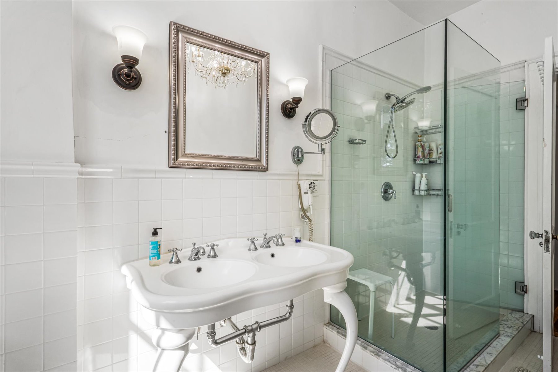  365 East Shore Road, Great Neck, NY 11023 - 物件實景