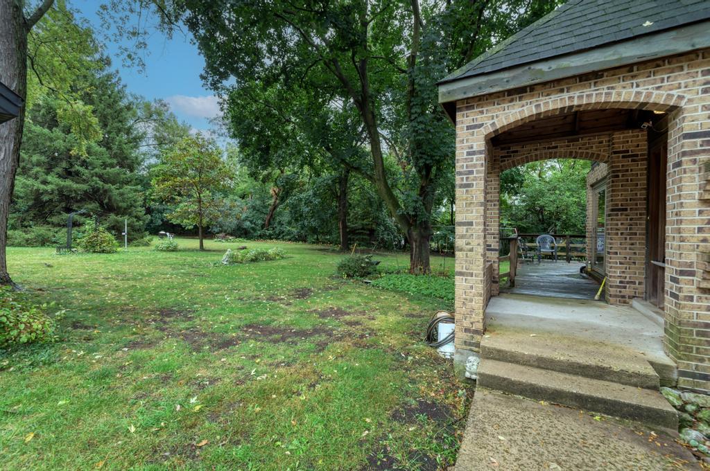 Keeneyville, Illinois, 60172, United States, 4 Bedrooms Bedrooms, ,4 BathroomsBathrooms,Residential,For Sale,1995437