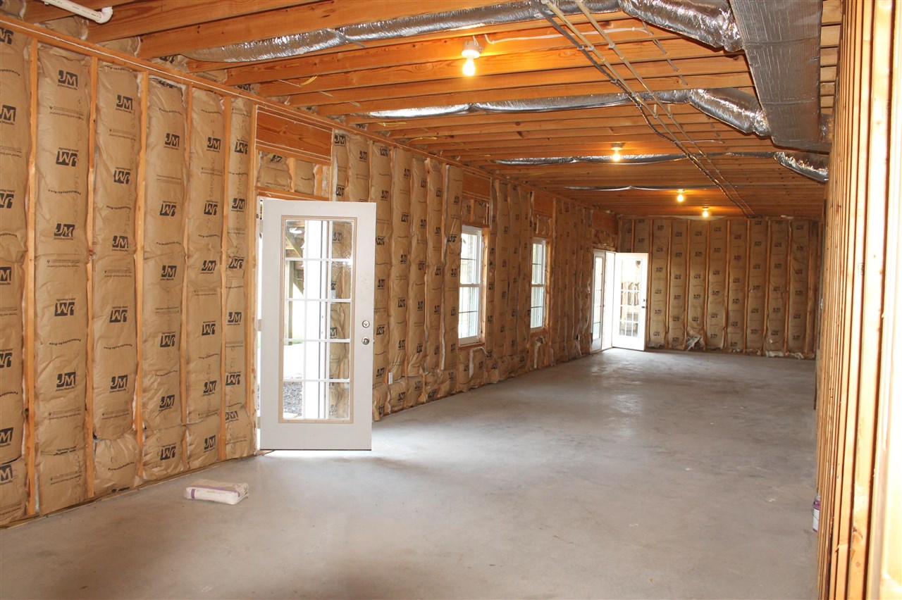 Bowling Green, Kentucky, 42101, United States, 3 Bedrooms Bedrooms, ,2 BathroomsBathrooms,Residential,For Sale,1838101