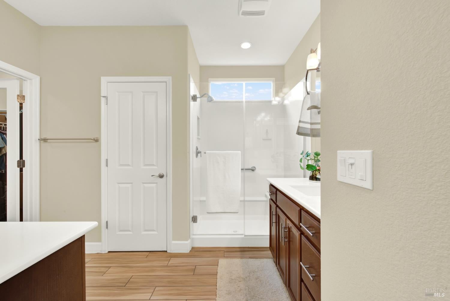 Rio Vista, California, 94571, United States, 2 Bedrooms Bedrooms, ,2 BathroomsBathrooms,Residential,For Sale,1995709