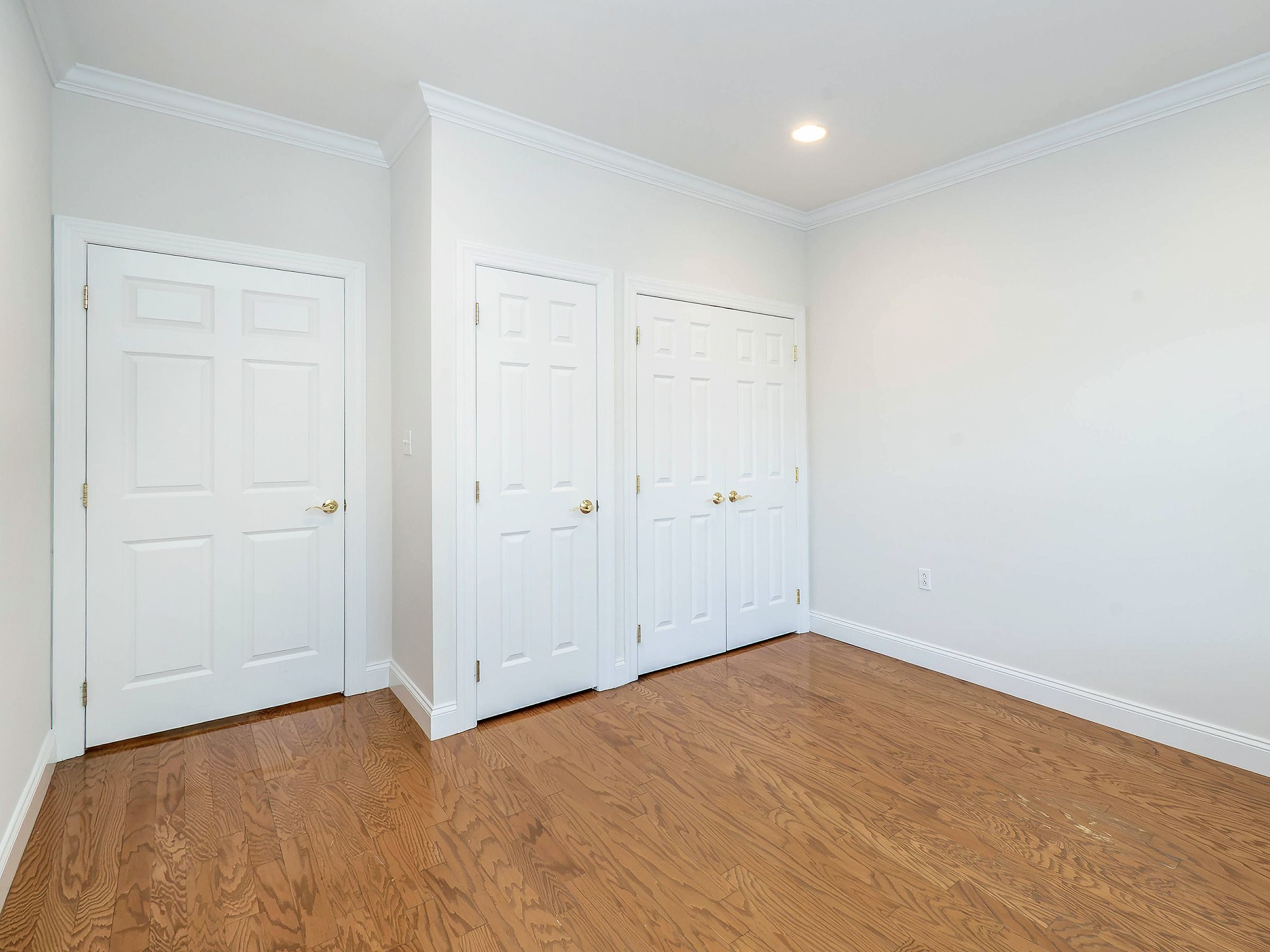  194 Pond View Drive, Port Washington, NY, 11050 - 物件實景