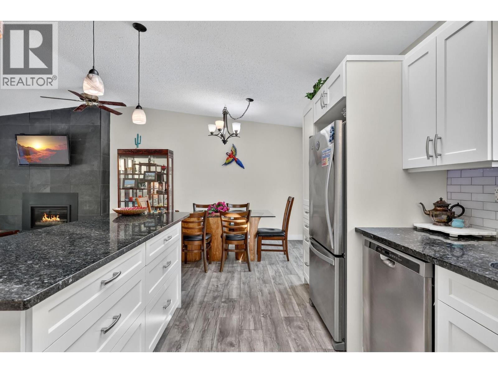 PENTICTON, British Columbia, V2A 7E7, CA, 4 Bedrooms Bedrooms, ,3 BathroomsBathrooms,Residential,For Sale,1947241