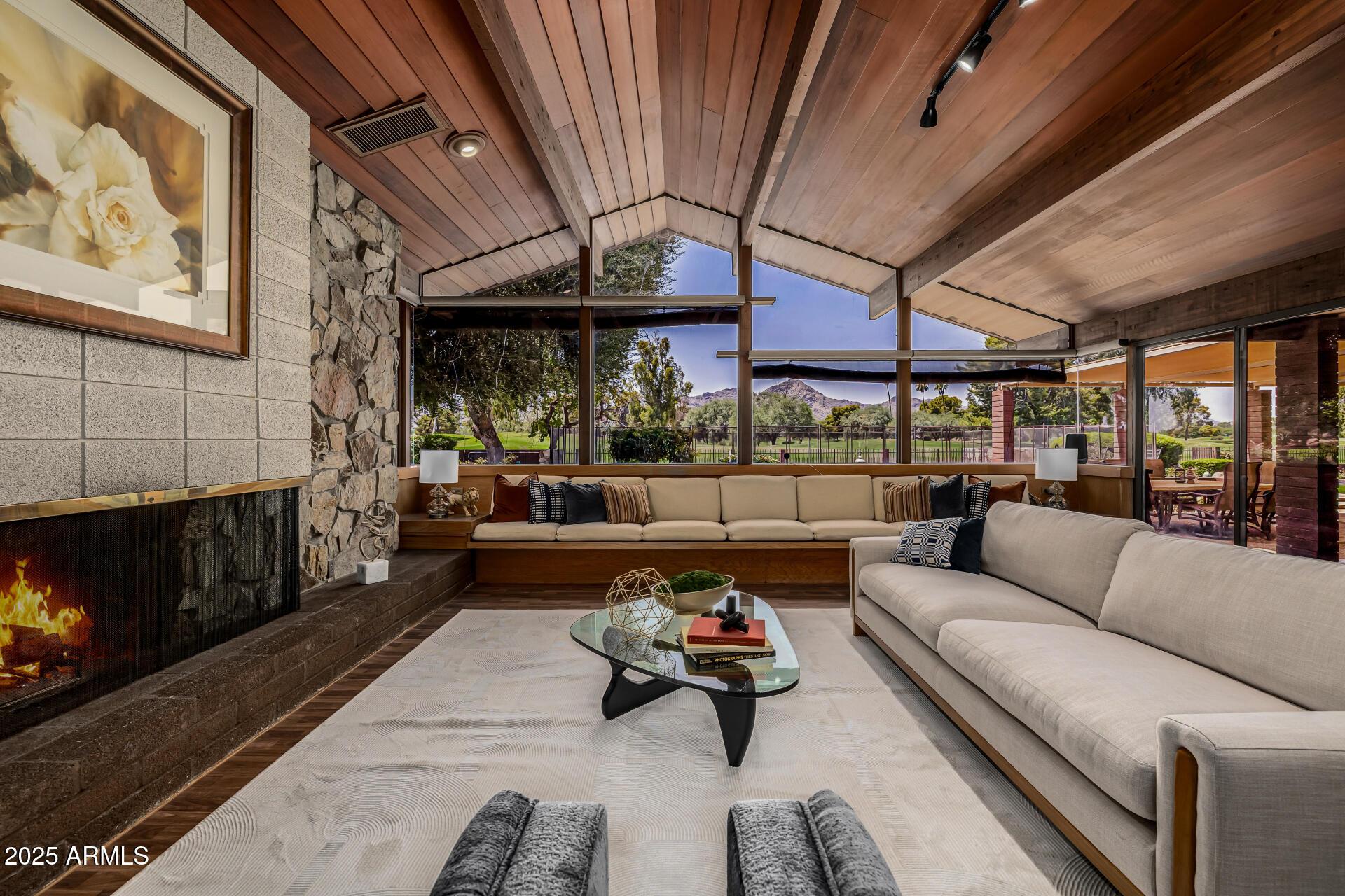 Paradise Valley, Arizona, 85253, United States, 4 Bedrooms Bedrooms, ,8 BathroomsBathrooms,Residential,For Sale,1983455