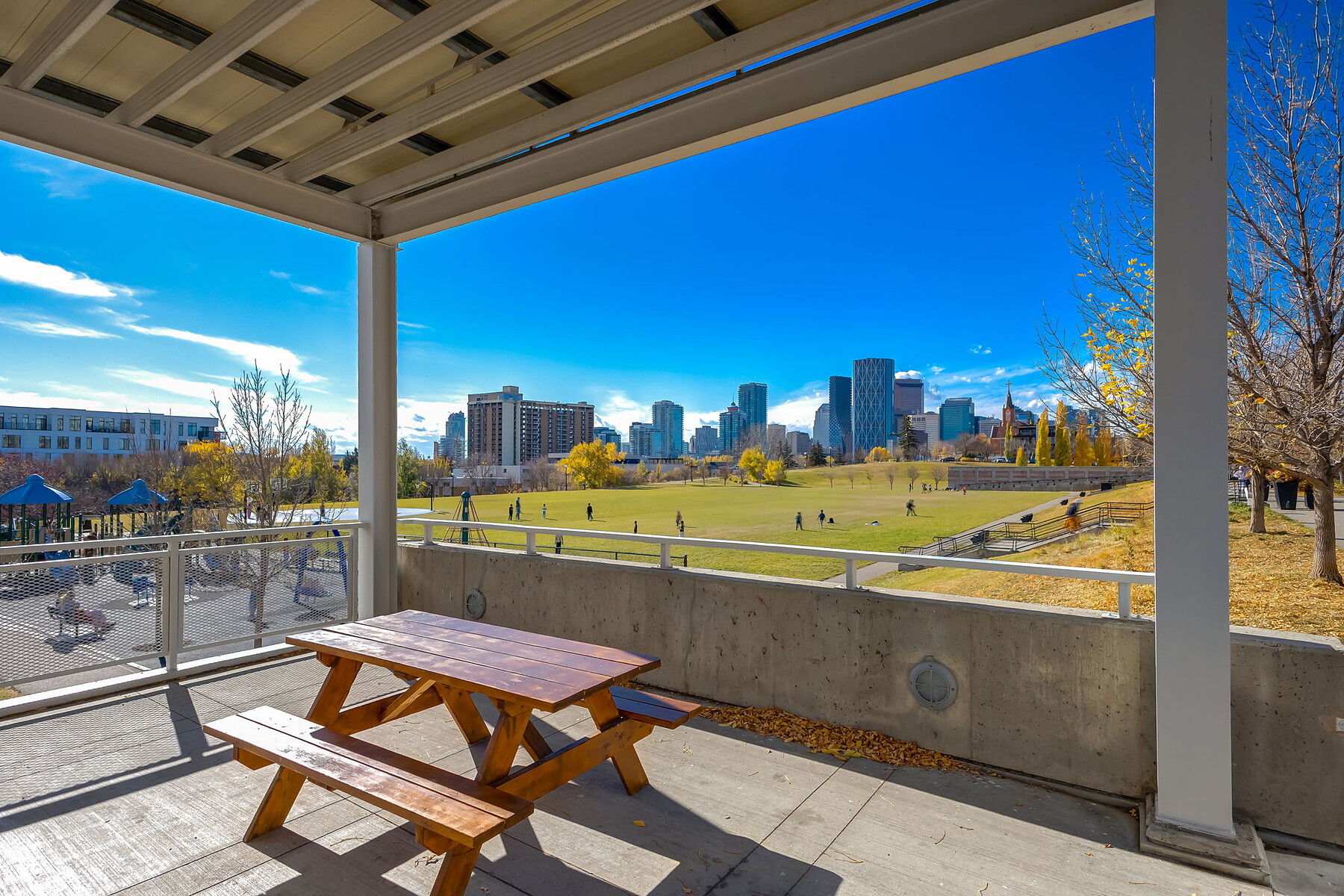  88 9 Street NE #403 - 物件實景