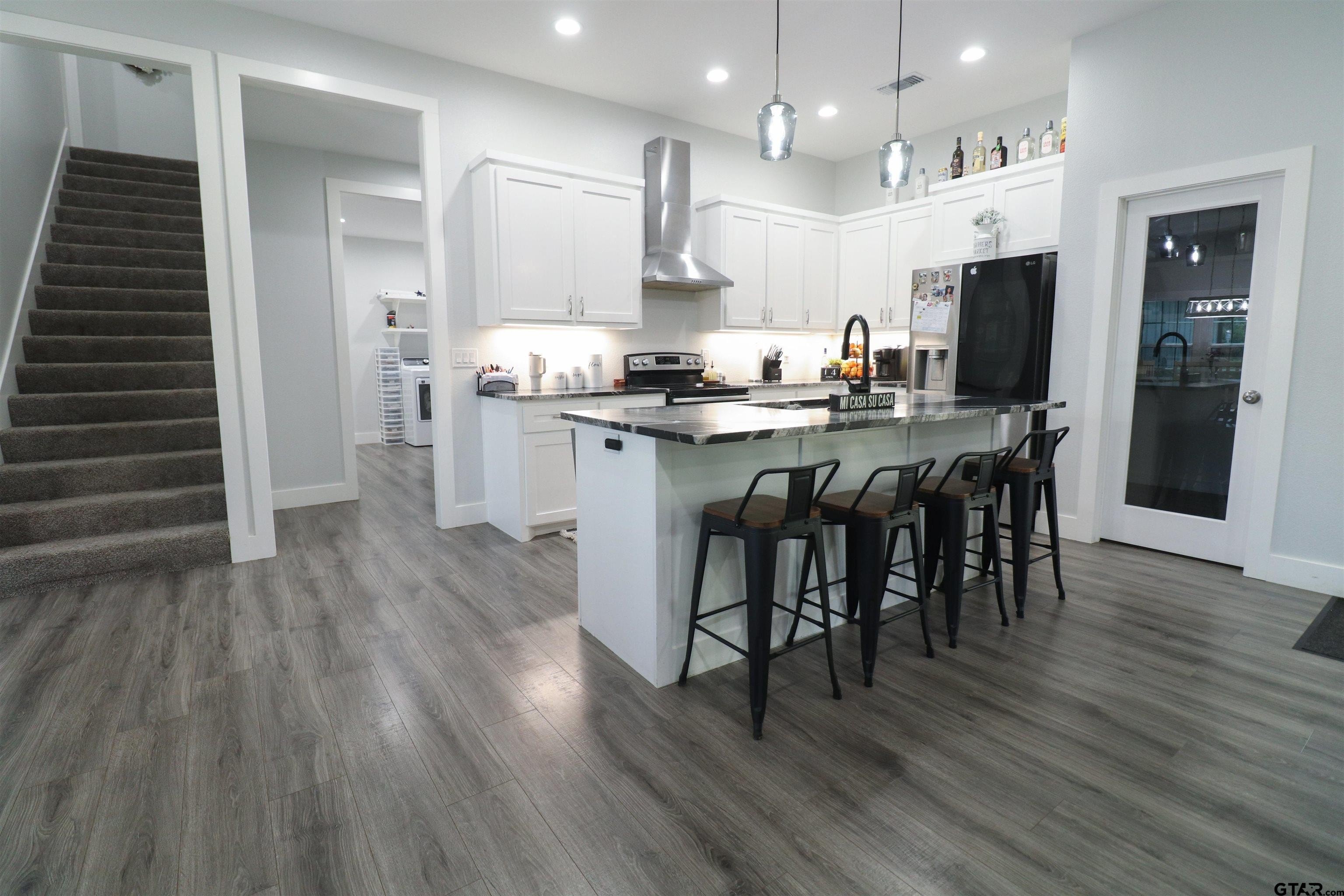 Pittsburg, Texas, 75686, United States, 4 Bedrooms Bedrooms, ,3 BathroomsBathrooms,Residential,For Sale,1943296