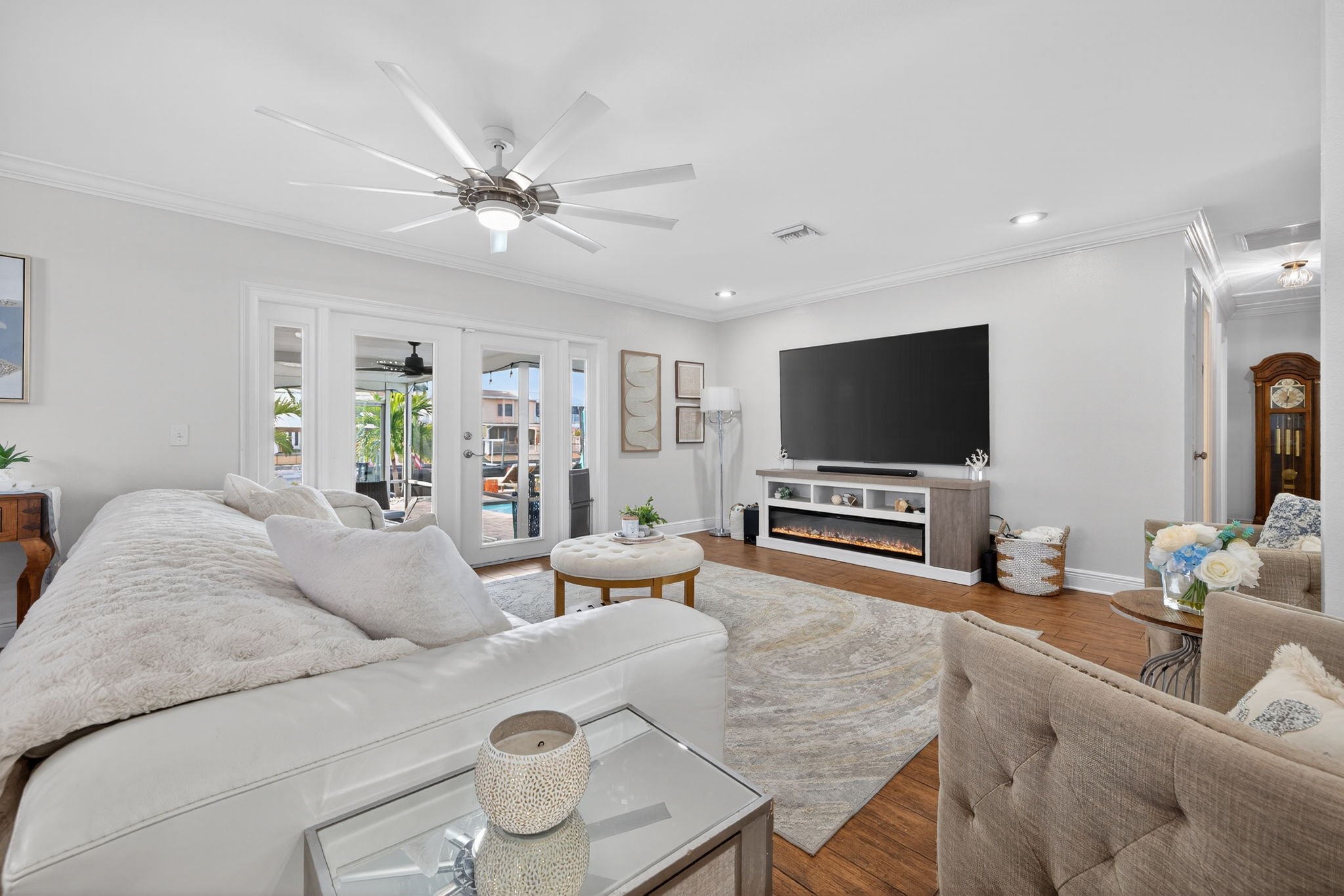 Tampa, Florida, 33615, United States, 4 Bedrooms Bedrooms, ,4 BathroomsBathrooms,Residential,For Sale,2005778