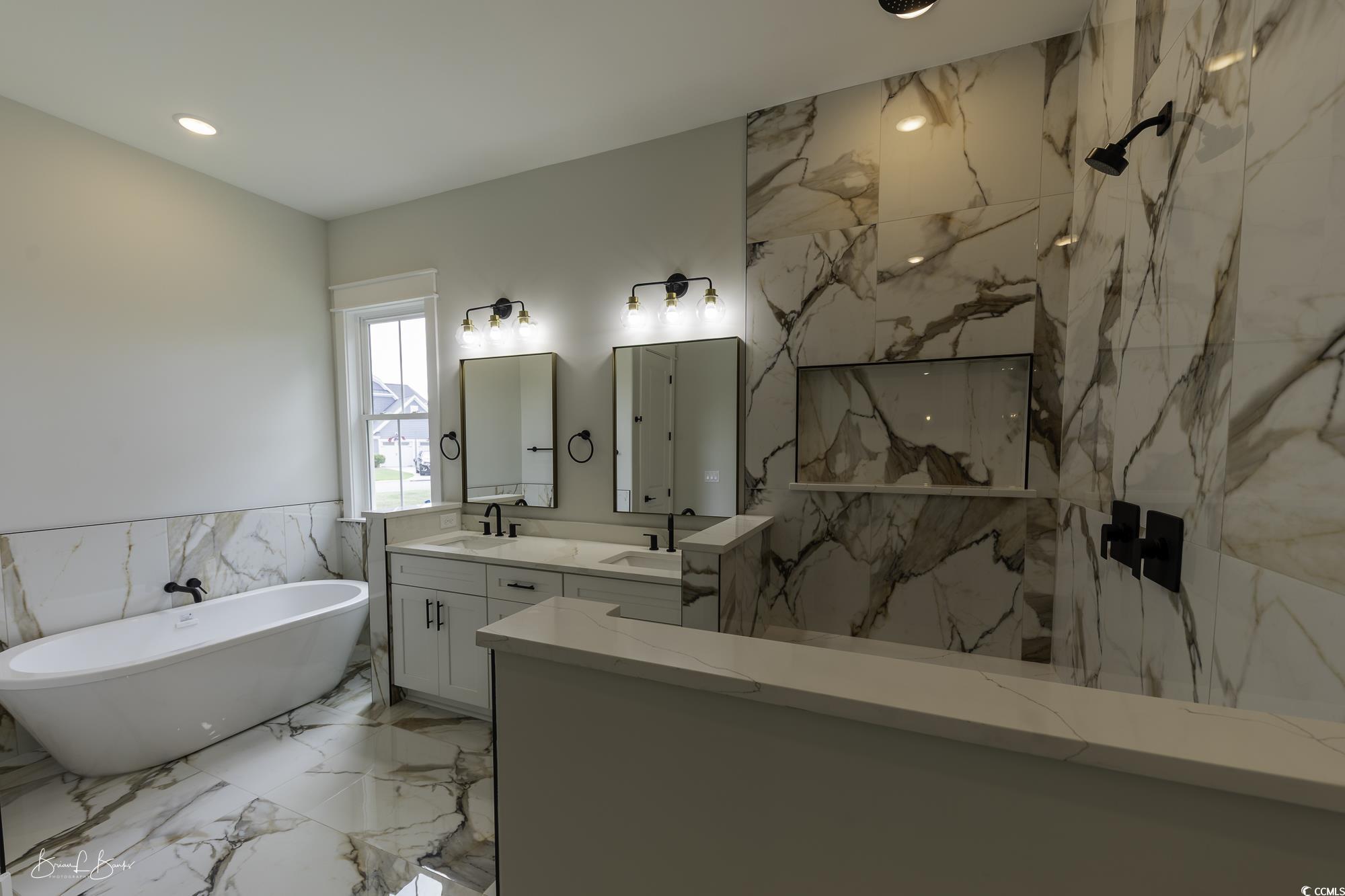 Myrtle Beach, South Carolina, 29579, United States, 4 Bedrooms Bedrooms, ,5 BathroomsBathrooms,Residential,For Sale,1943512