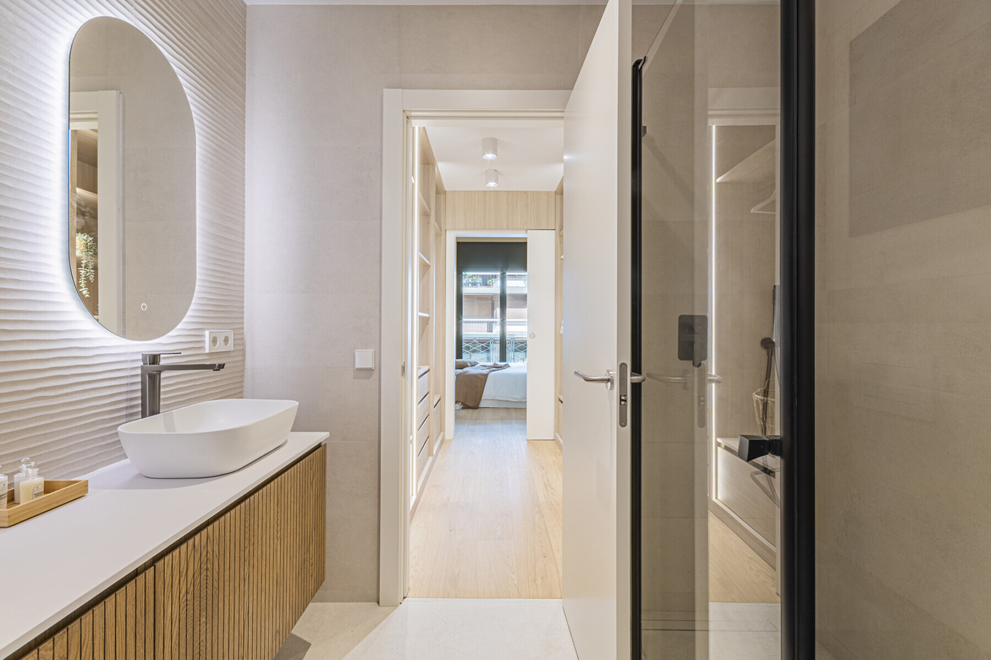  Elegant 5 Bedroom Renovated Apartment in Barcelona - 物件實景