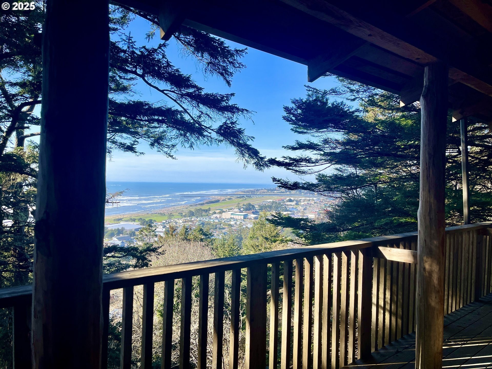 Gold Beach, Oregon, 97444, United States, 3 Bedrooms Bedrooms, ,3 BathroomsBathrooms,Residential,For Sale,1977644