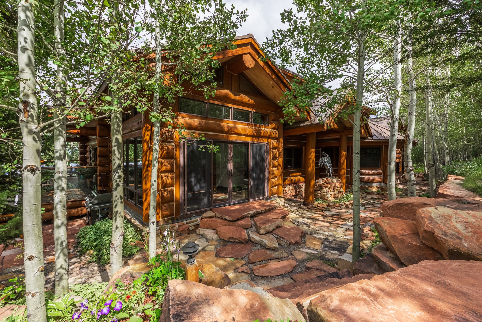  33 ACRE SOULFUL PARK CITY ESTATE WITH GRAND HOME AND GUEST HOUSE - 物件實景