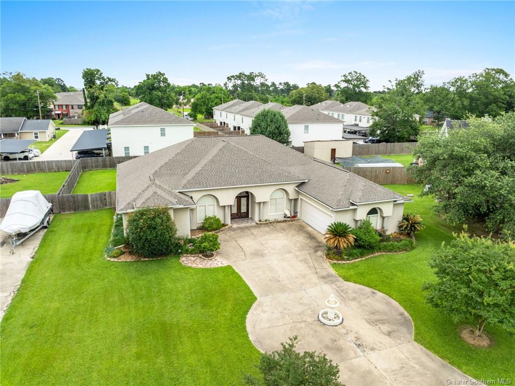 Lake Charles, Louisiana, 70605, United States, 4 Bedrooms Bedrooms, ,3 BathroomsBathrooms,Residential,For Sale,1935240