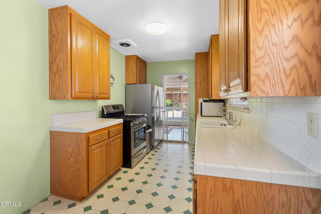 Ventura, California, 93003, United States, 3 Bedrooms Bedrooms, ,1 BathroomBathrooms,Residential,For Sale,1982155