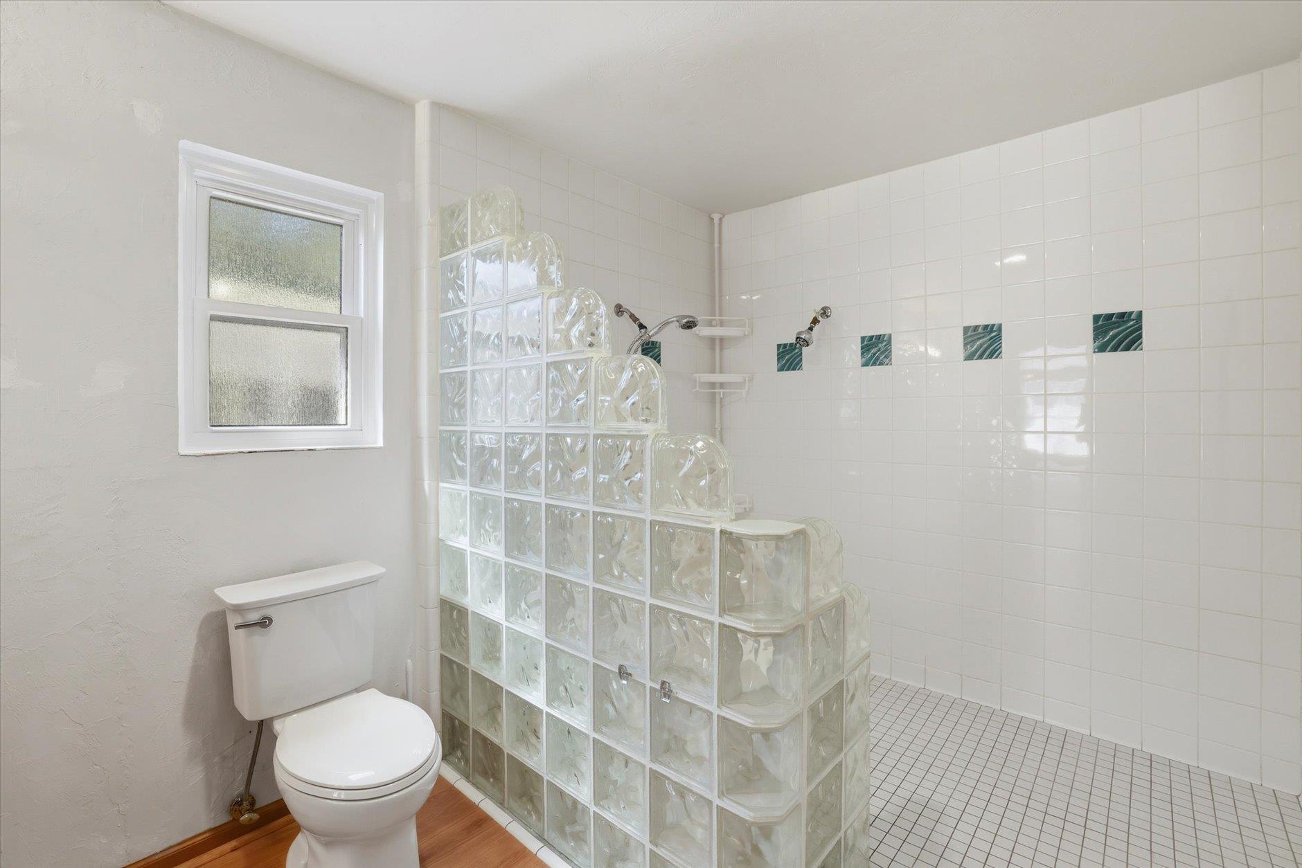 Tallahassee, Florida, 32303, United States, 4 Bedrooms Bedrooms, ,3 BathroomsBathrooms,Residential,For Sale,1964898