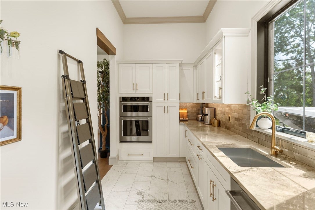 Poland, Ohio, 44514, United States, 4 Bedrooms Bedrooms, ,3 BathroomsBathrooms,Residential,For Sale,1982790