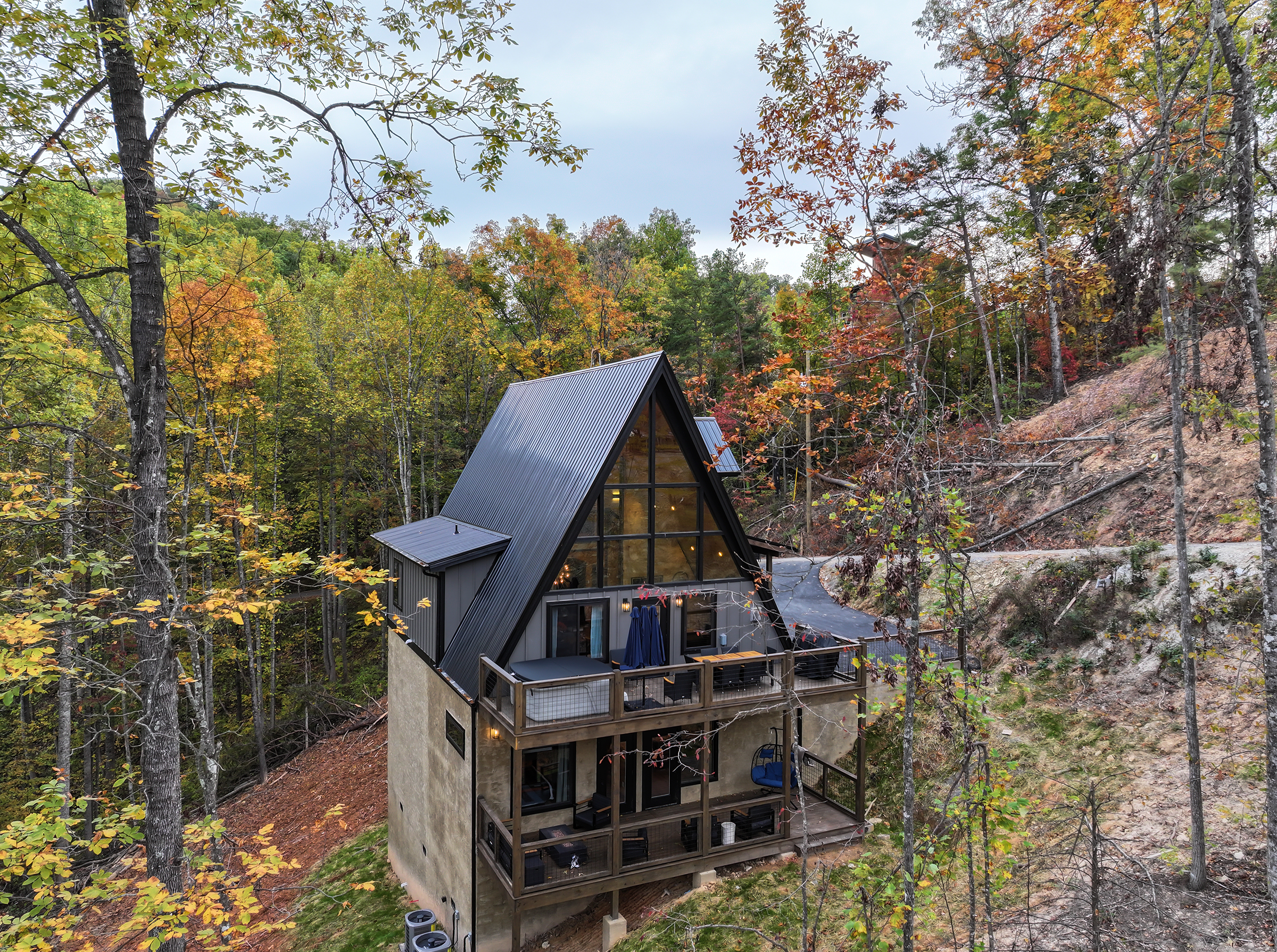 Sevierville, Tennessee, 37862, United States, 3 Bedrooms Bedrooms, ,3 BathroomsBathrooms,Residential,For Sale,2000361