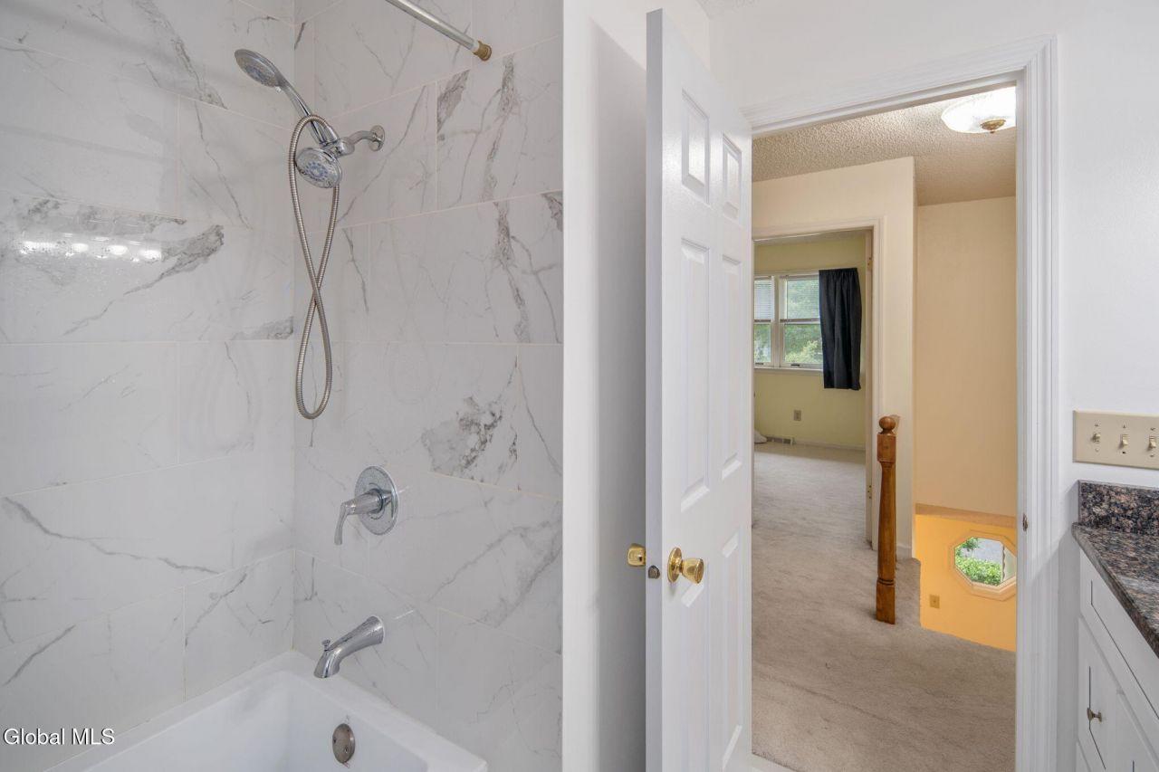 Guilderland, New York, 12303, United States, 4 Bedrooms Bedrooms, ,3 BathroomsBathrooms,Residential,For Sale,1891767