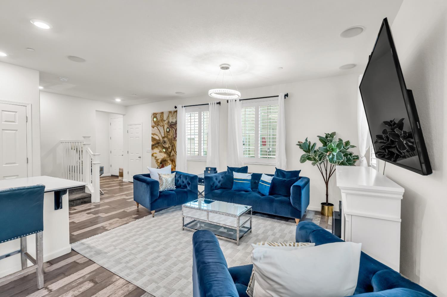 Elk Grove, California, 95758, United States, 3 Bedrooms Bedrooms, ,3 BathroomsBathrooms,Residential,For Sale,1995602