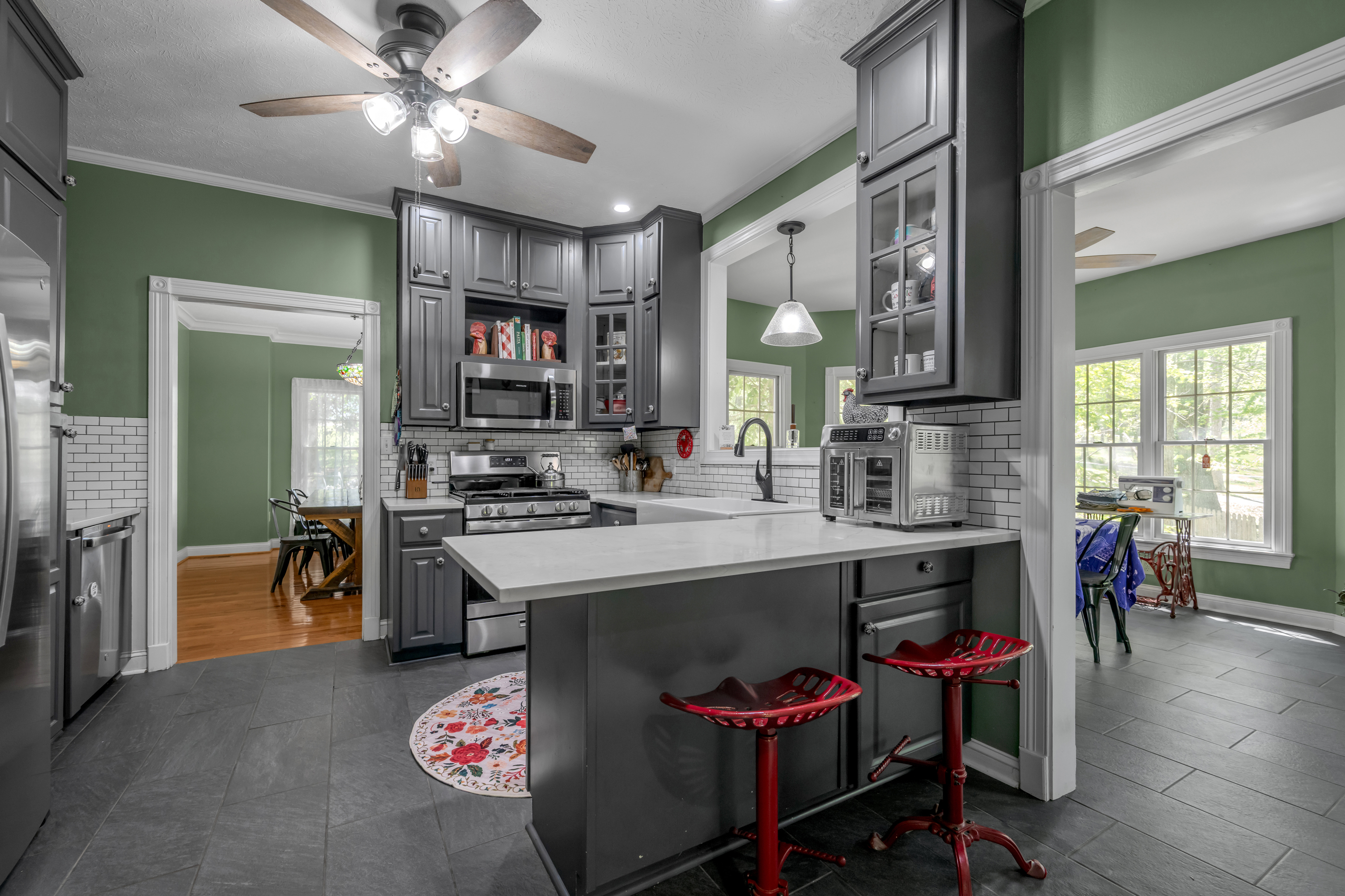  186 Hunter Drive - 物件實景