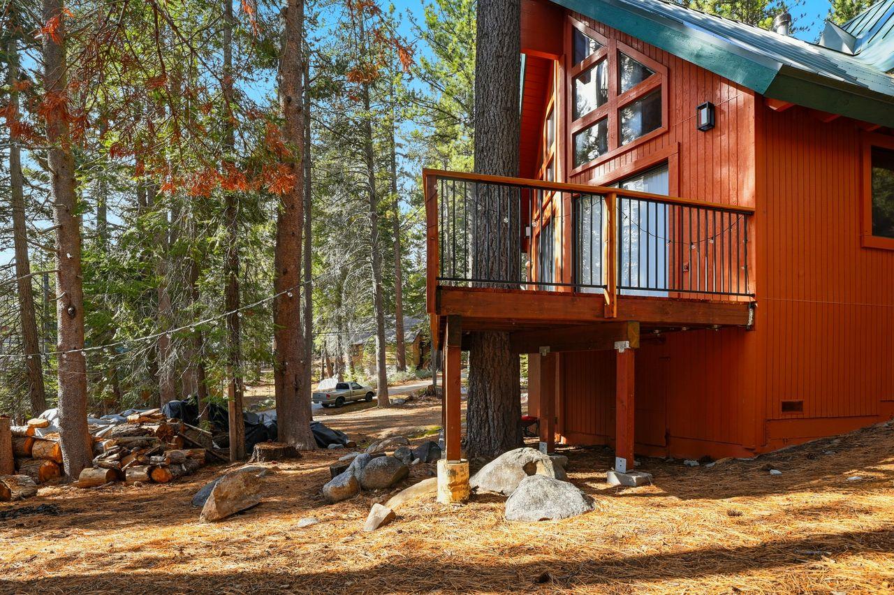 Soda Springs, California, 95728, United States, 3 Bedrooms Bedrooms, ,2 BathroomsBathrooms,Residential,For Sale,1998980