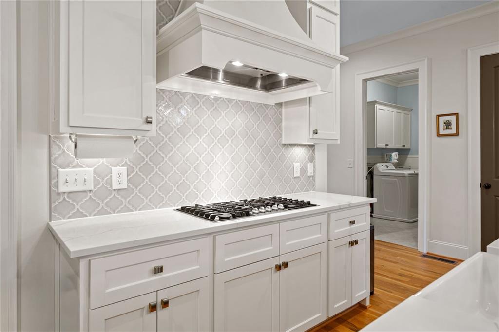 Cumming, Georgia, 30041, United States, 5 Bedrooms Bedrooms, ,5 BathroomsBathrooms,Residential,For Sale,1944969