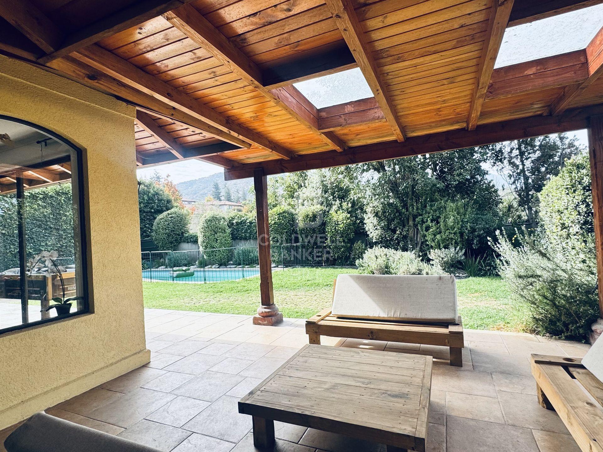 Lo Barnechea, Chile, 6 Bedrooms Bedrooms, ,4 BathroomsBathrooms,Residential,For Sale,1950367