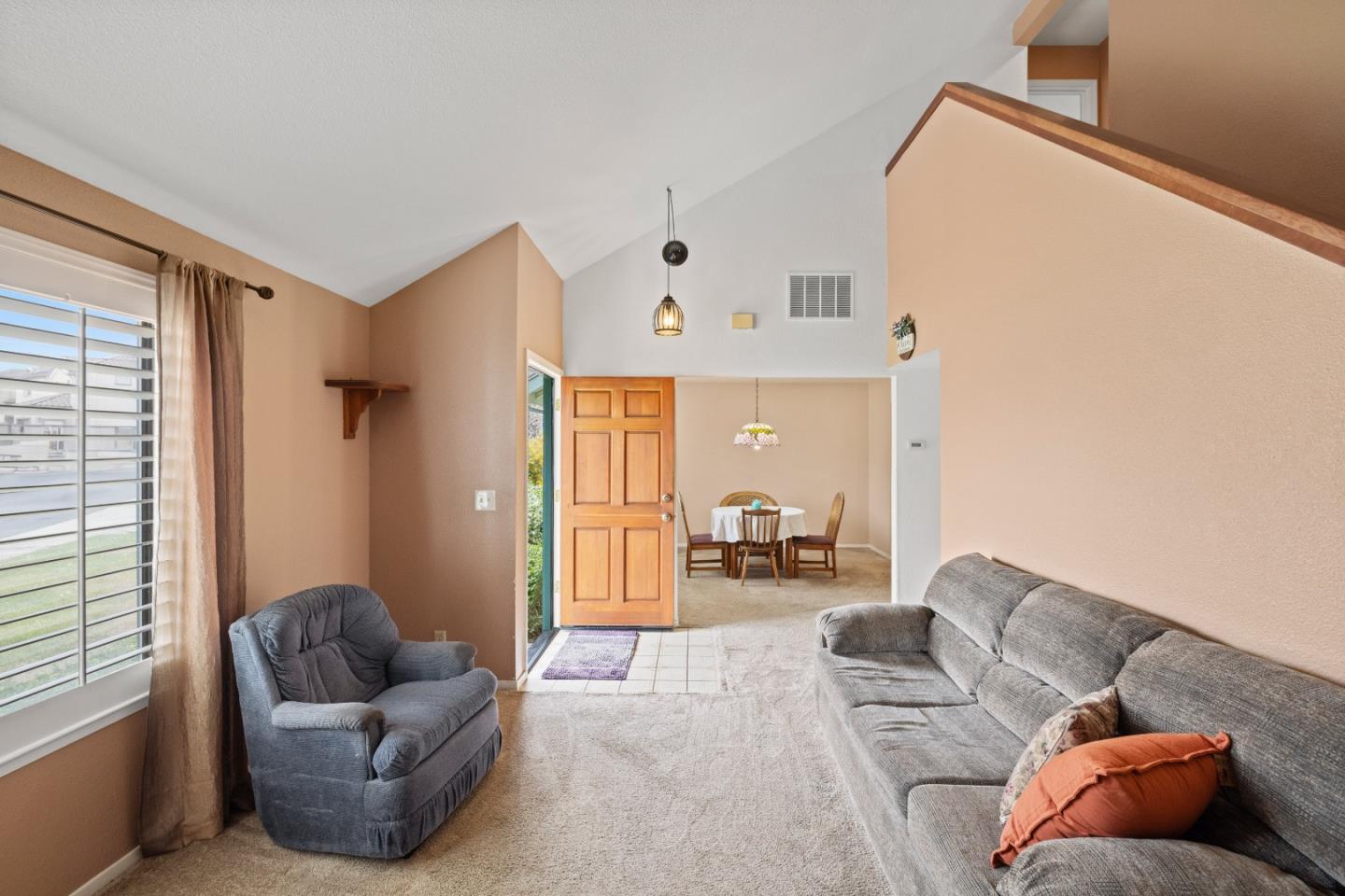 Marina, California, 93933, United States, 3 Bedrooms Bedrooms, ,2 BathroomsBathrooms,Residential,For Sale,1902407