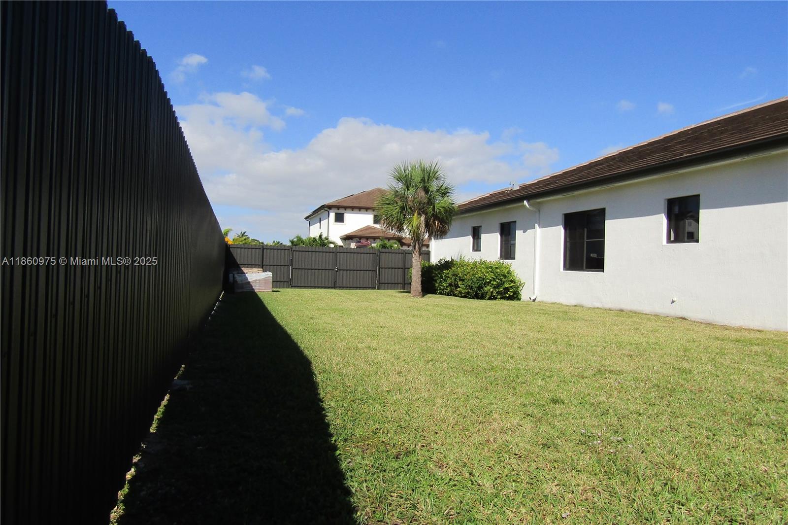 Miami, Florida, 33157, United States, 4 Bedrooms Bedrooms, ,3 BathroomsBathrooms,Residential,For Sale,1939963