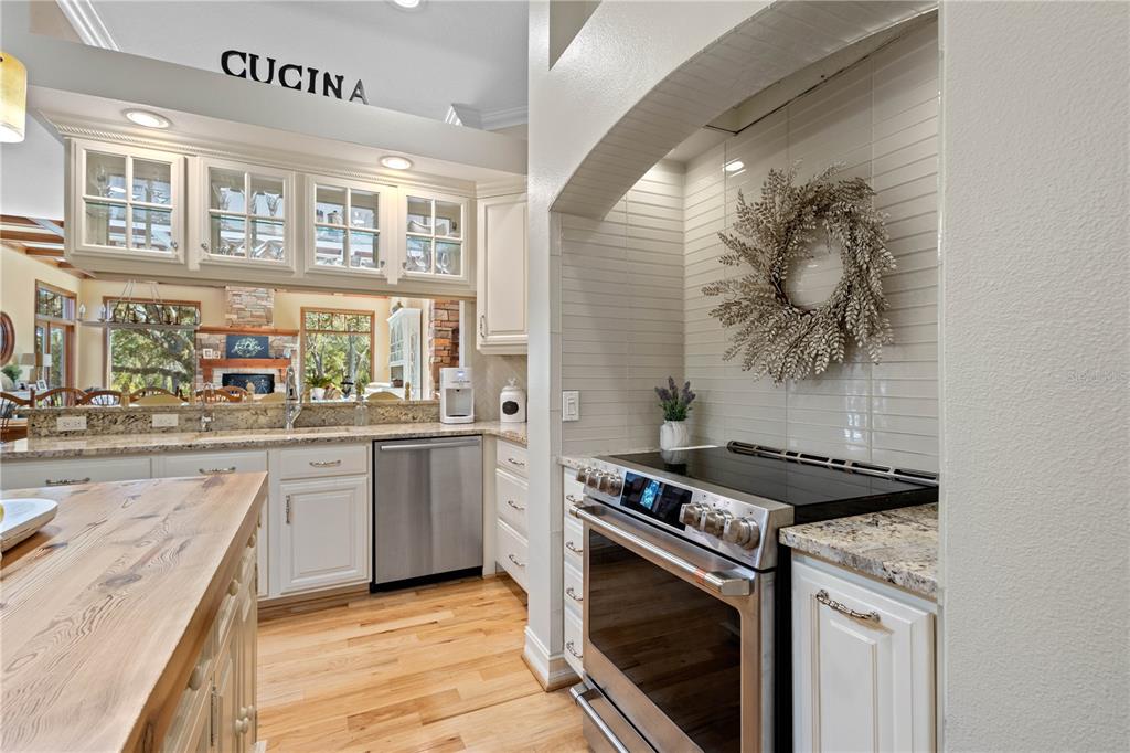 Arcadia, Florida, 34269, United States, 4 Bedrooms Bedrooms, ,4 BathroomsBathrooms,Residential,For Sale,1981275