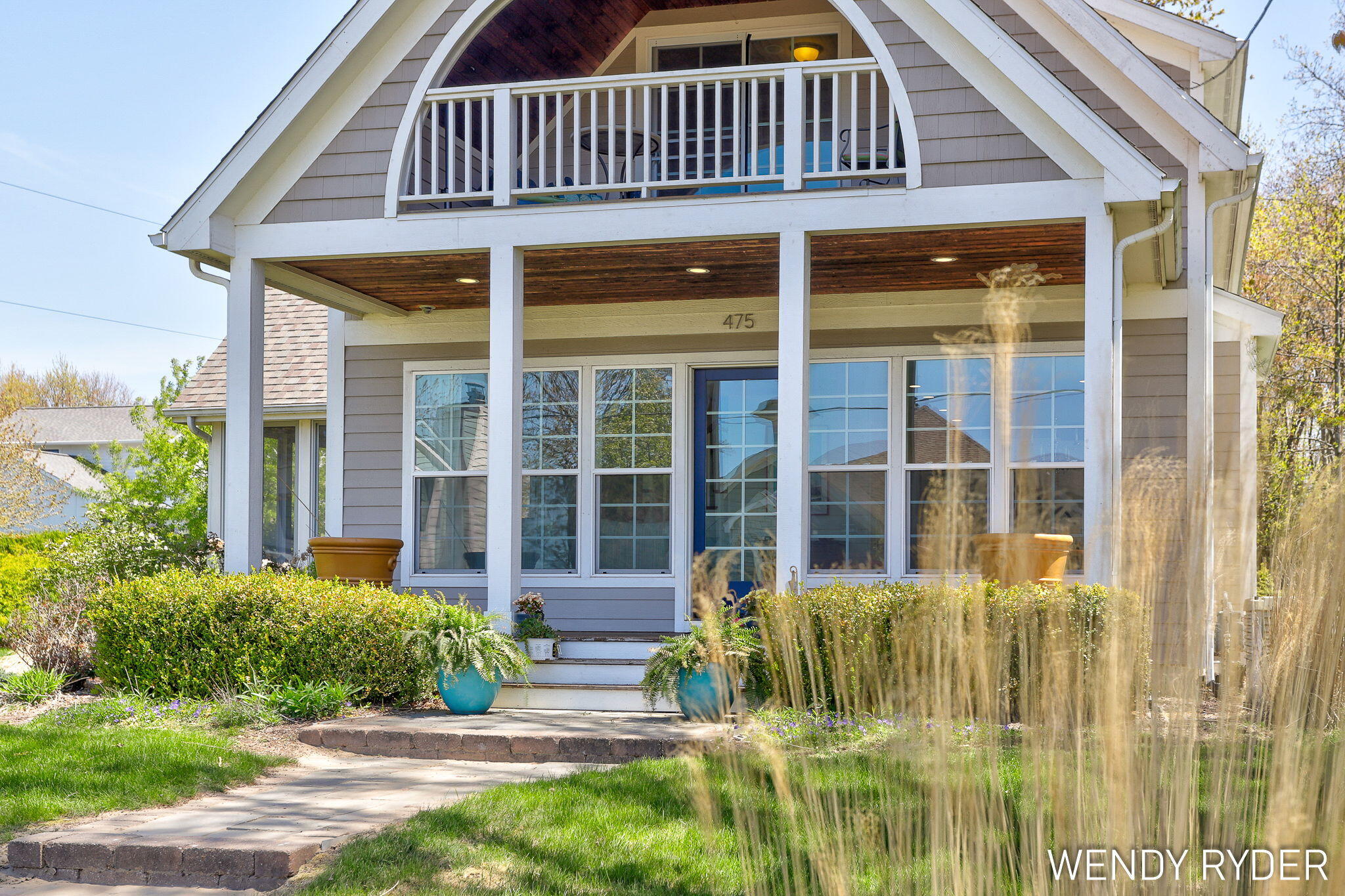 South Haven, Michigan, 49090, United States, 4 Bedrooms Bedrooms, ,4 BathroomsBathrooms,Residential,For Sale,1907418