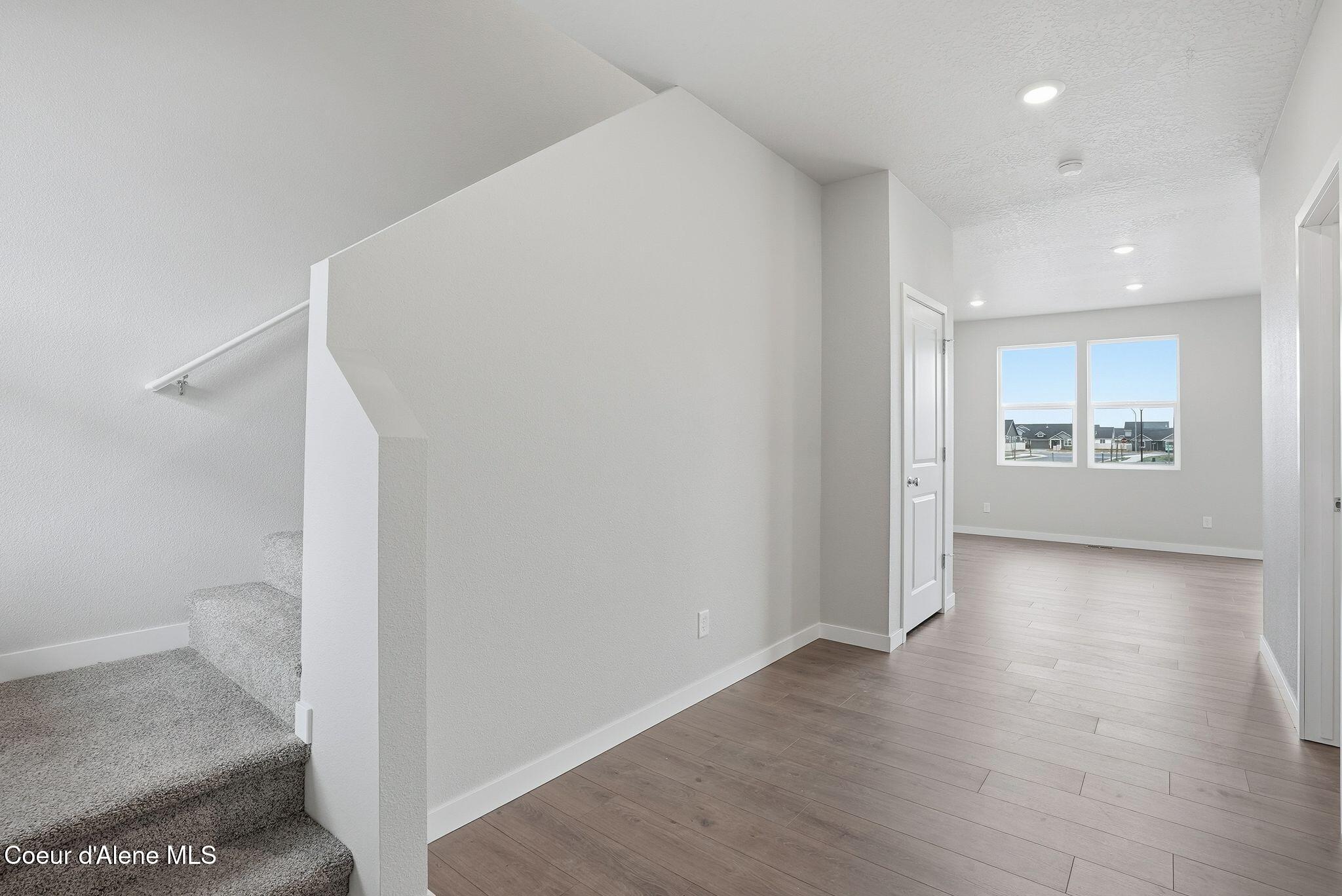 Post Falls, Idaho, 83854, United States, 3 Bedrooms Bedrooms, ,2 BathroomsBathrooms,Residential,For Sale,2034145