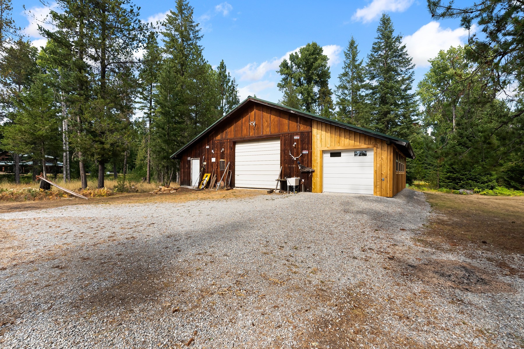  Riverfront Estate Ranch Property - 物件實景