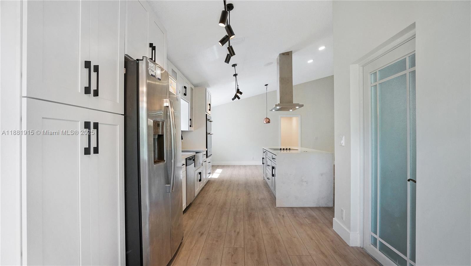 Plantation, Florida, 33322, United States, 3 Bedrooms Bedrooms, ,2 BathroomsBathrooms,Residential,For Sale,1947499