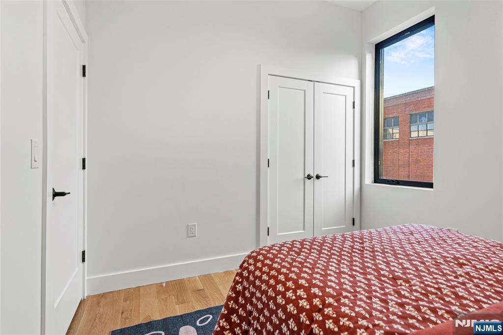 Jersey City, New Jersey, 07307, United States, 3 Bedrooms Bedrooms, ,3 BathroomsBathrooms,Residential,For Sale,2002133