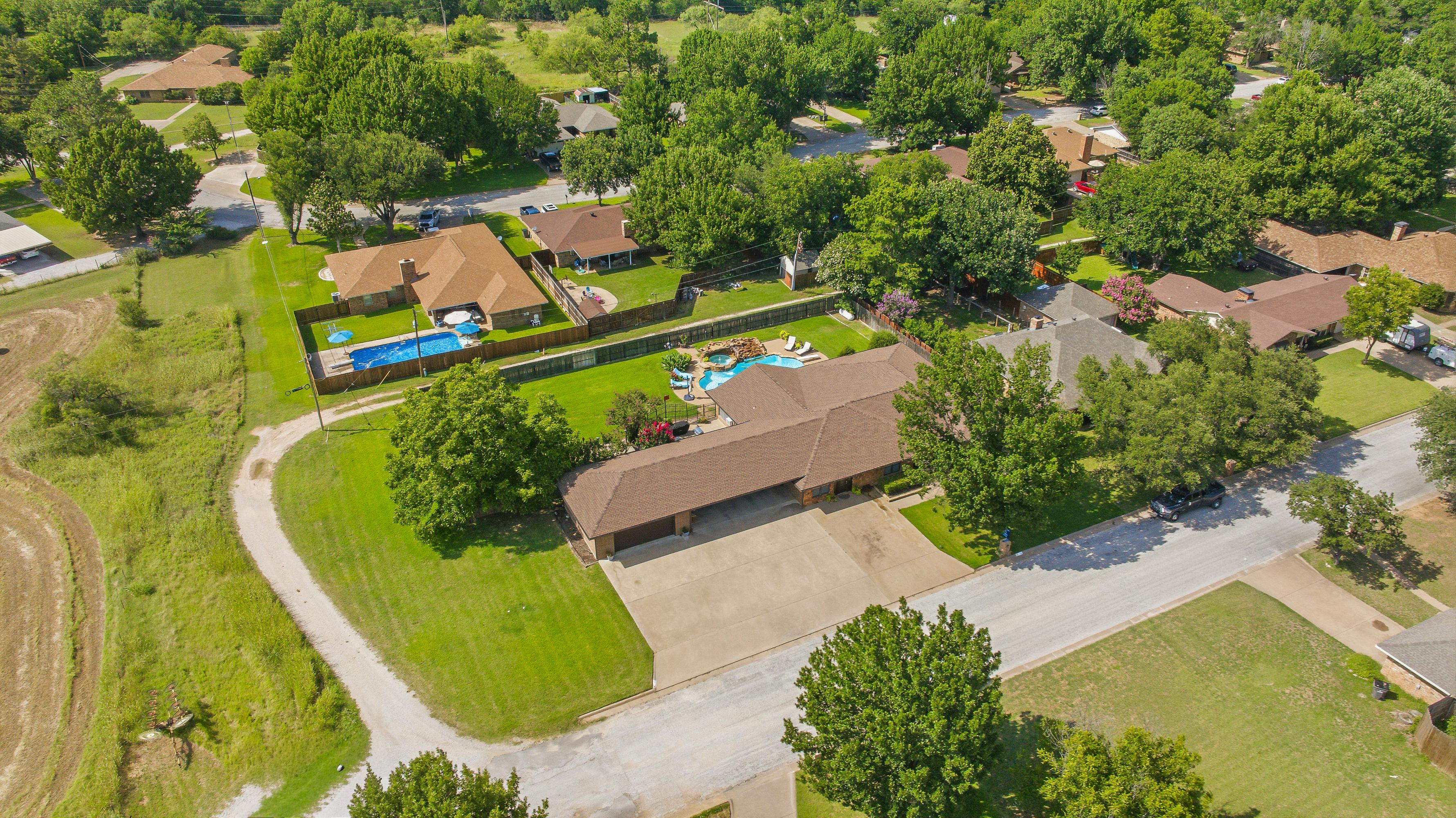  111 Mustang, Graham, TX, 76450 - 物件實景