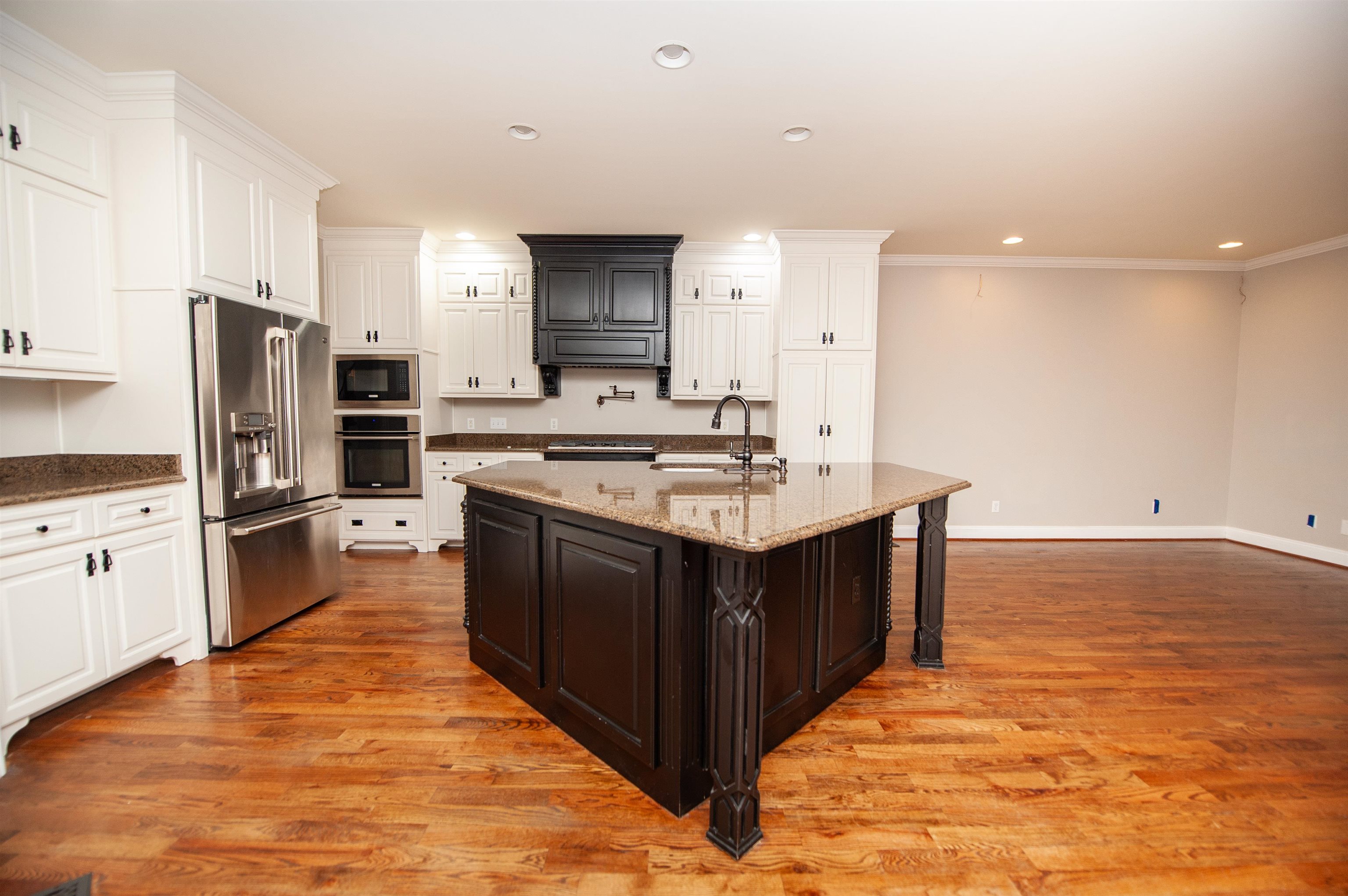 Boiling Springs, South Carolina, 29316, United States, 5 Bedrooms Bedrooms, ,5 BathroomsBathrooms,Residential,For Sale,1738037